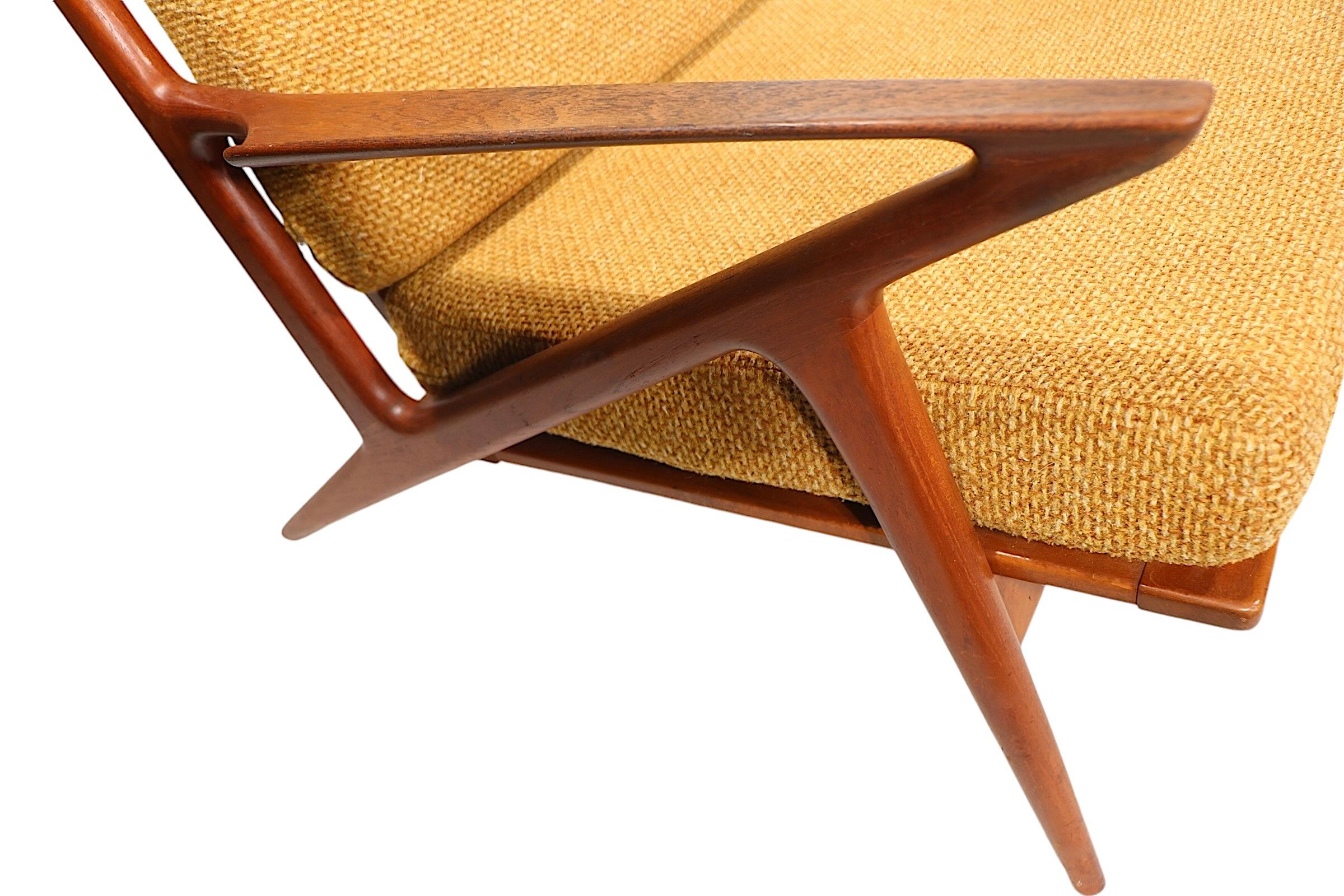 Danish Mid Century Modern  Poul Jensen Z Chair  for Selig c. 1960's For Sale 11