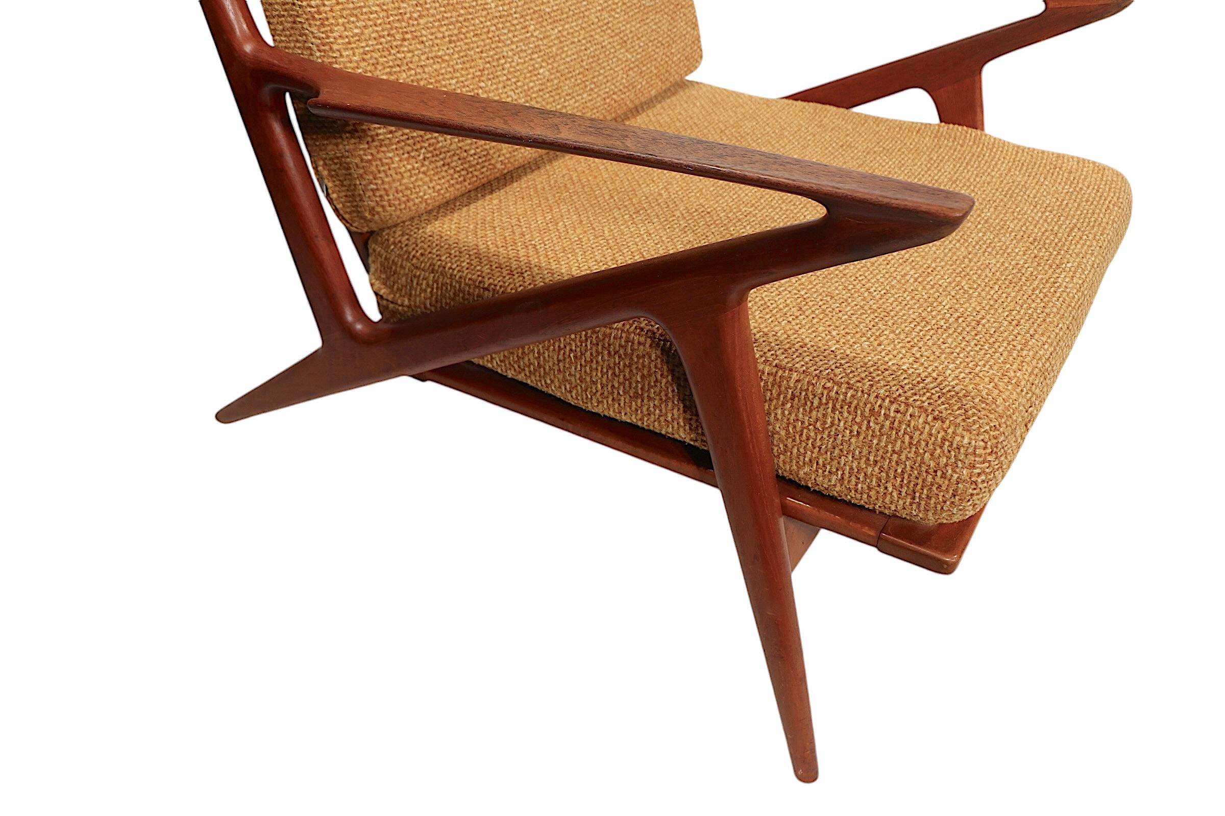 Danish Mid Century Modern  Poul Jensen Z Chair  for Selig c. 1960's For Sale 12
