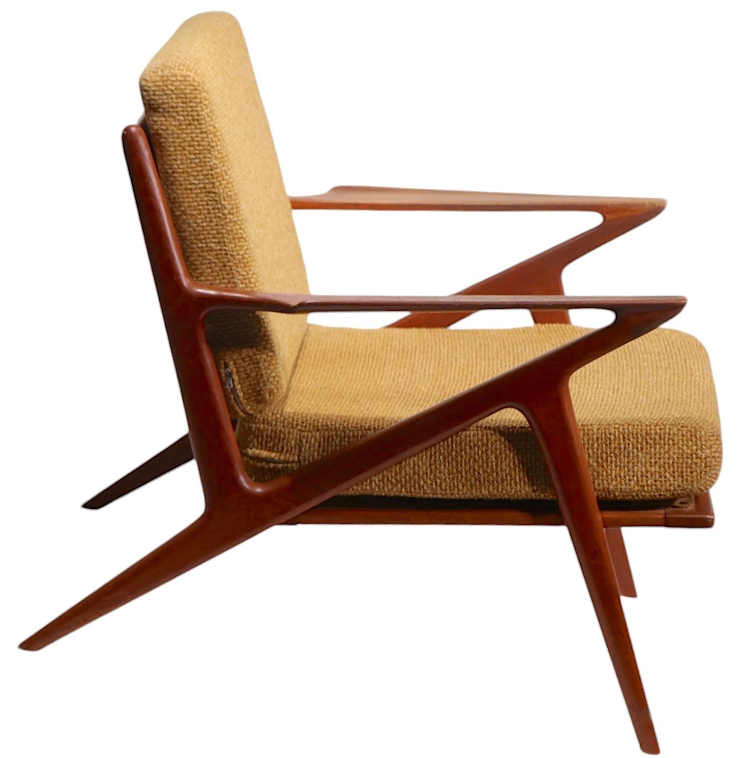 Scandinavian Modern Danish Mid Century Modern  Poul Jensen Z Chair  for Selig c. 1960's For Sale