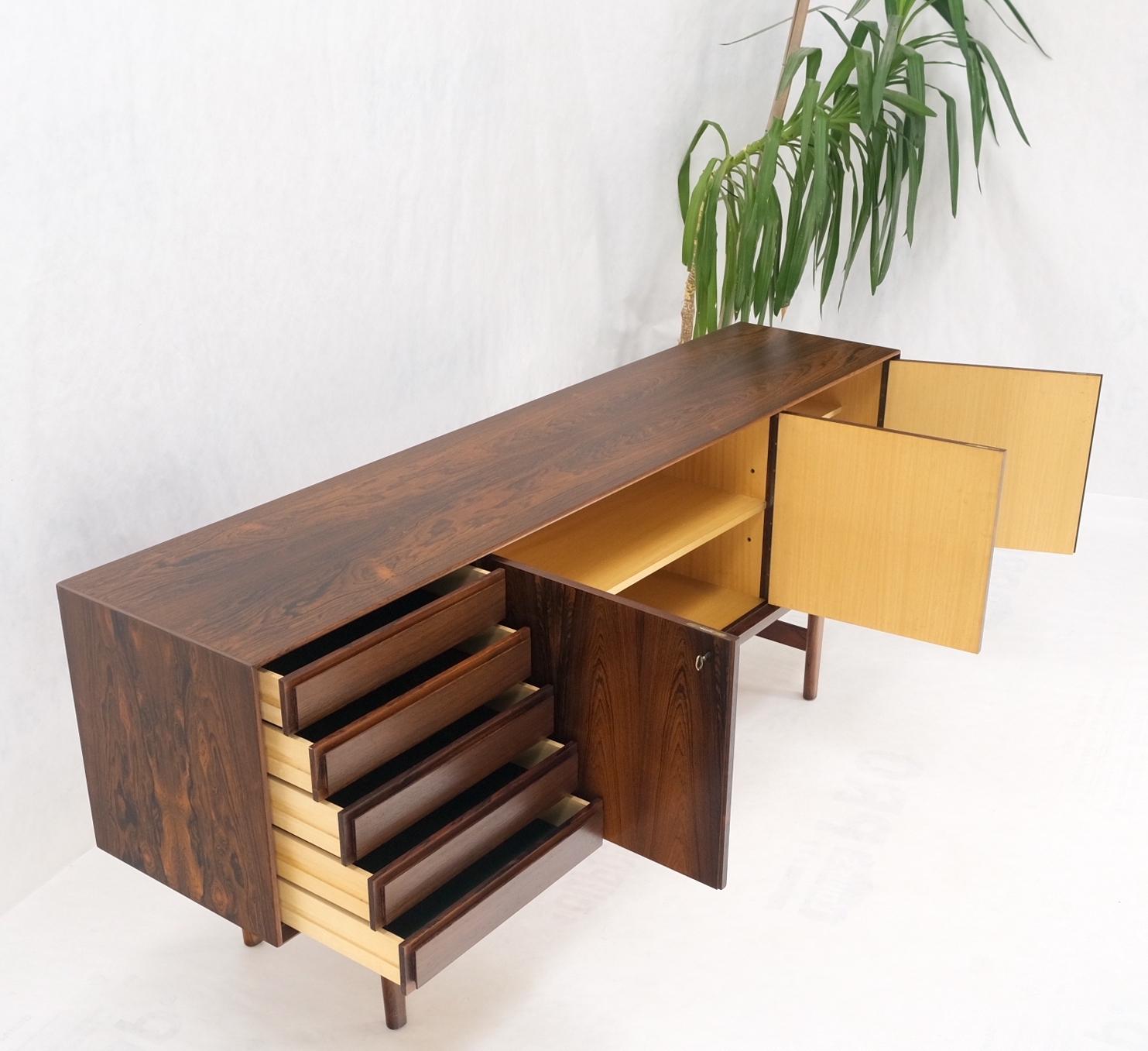 Comò Credenza danese in legno di palissandro a 3 ante e 5 cassetti Mint! in vendita 9