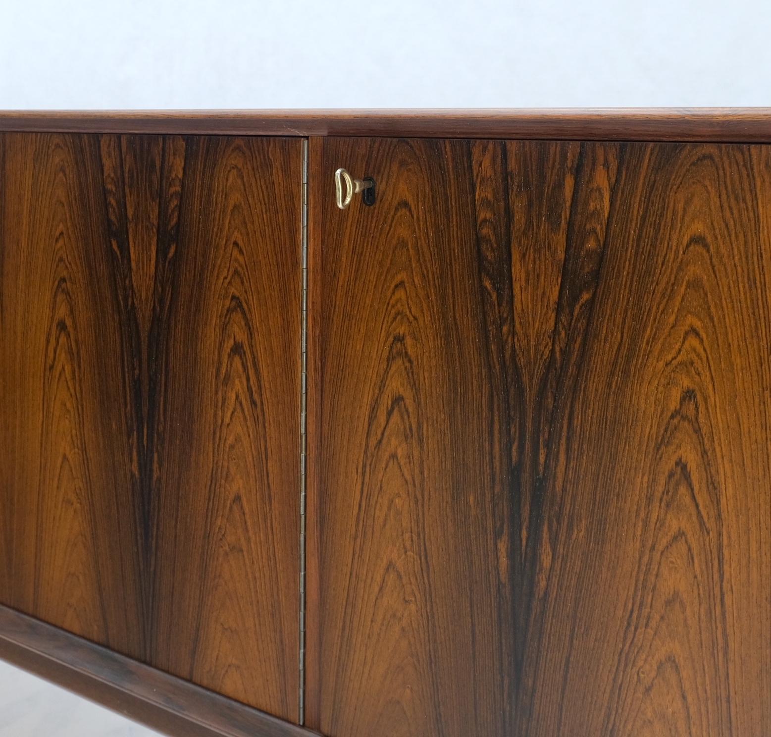 Danish Mid-Century Modern Rosewood 3 Doors 5 Drawers Credenza Dresser Mint! For Sale 5