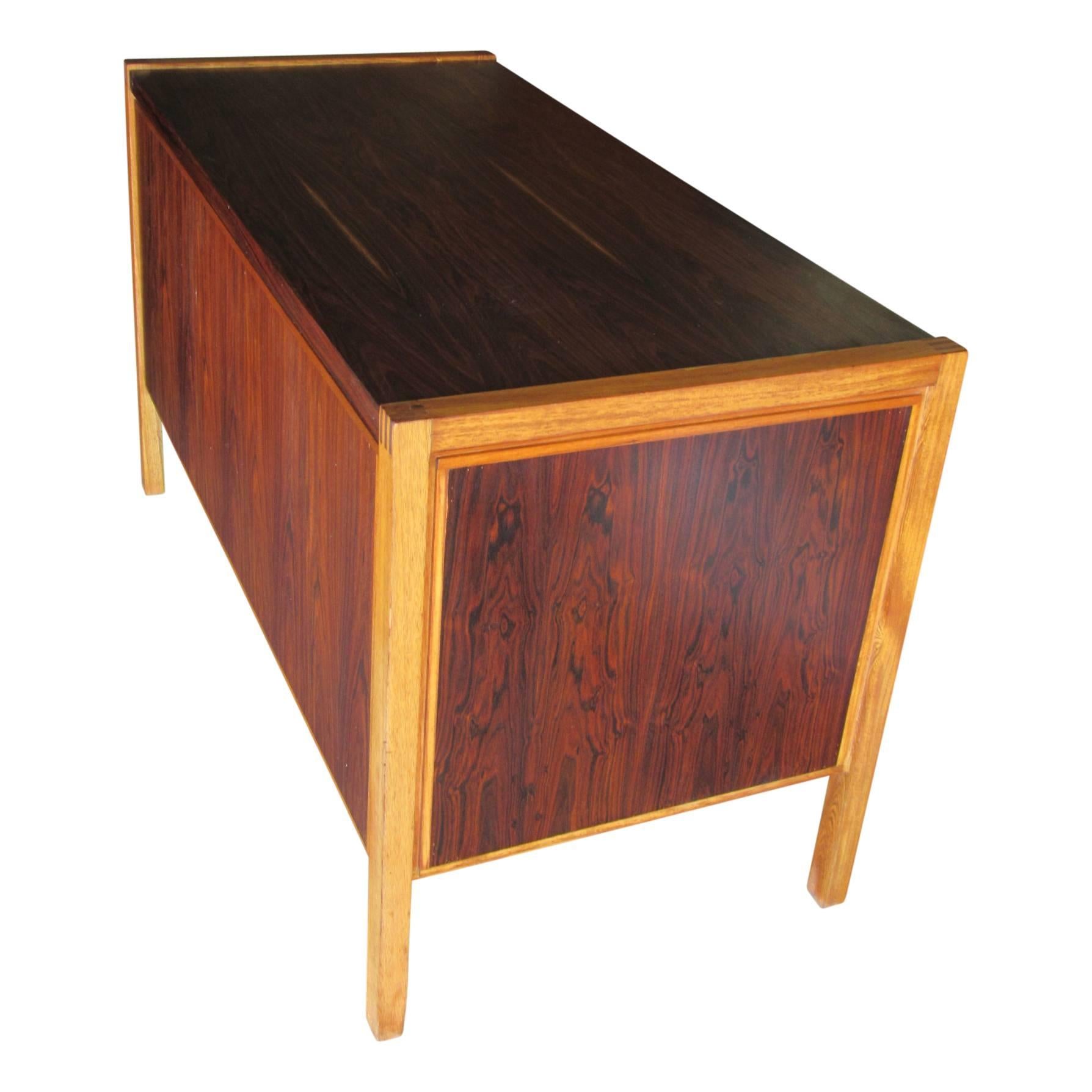 1960s Jacaranda Rosewood & Teak Desk Mid-Century Modern Columbia South America For Sale 3