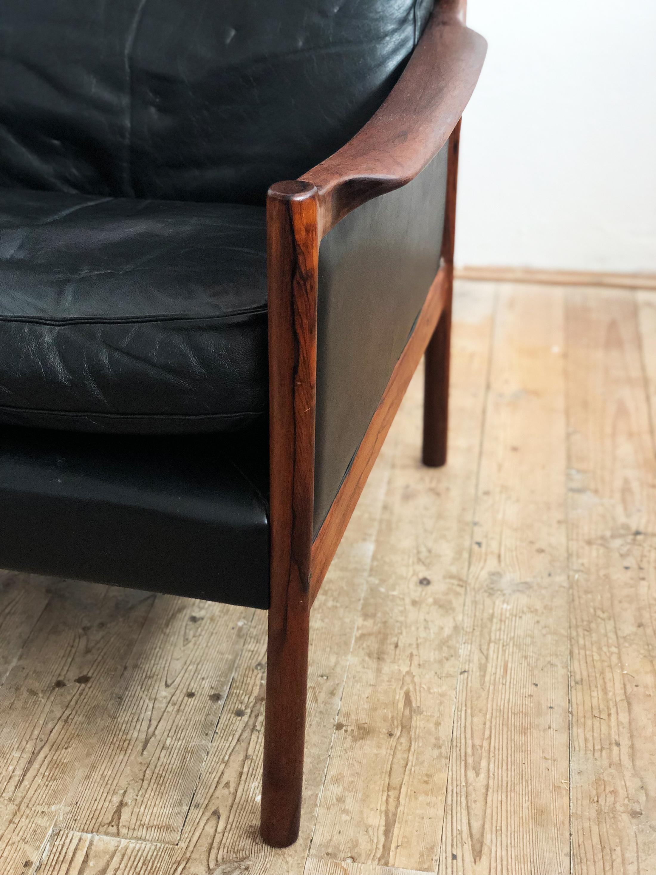 Danish Mid-Century Modern Rosewood and Black Leather Lounge Chair For Sale 8