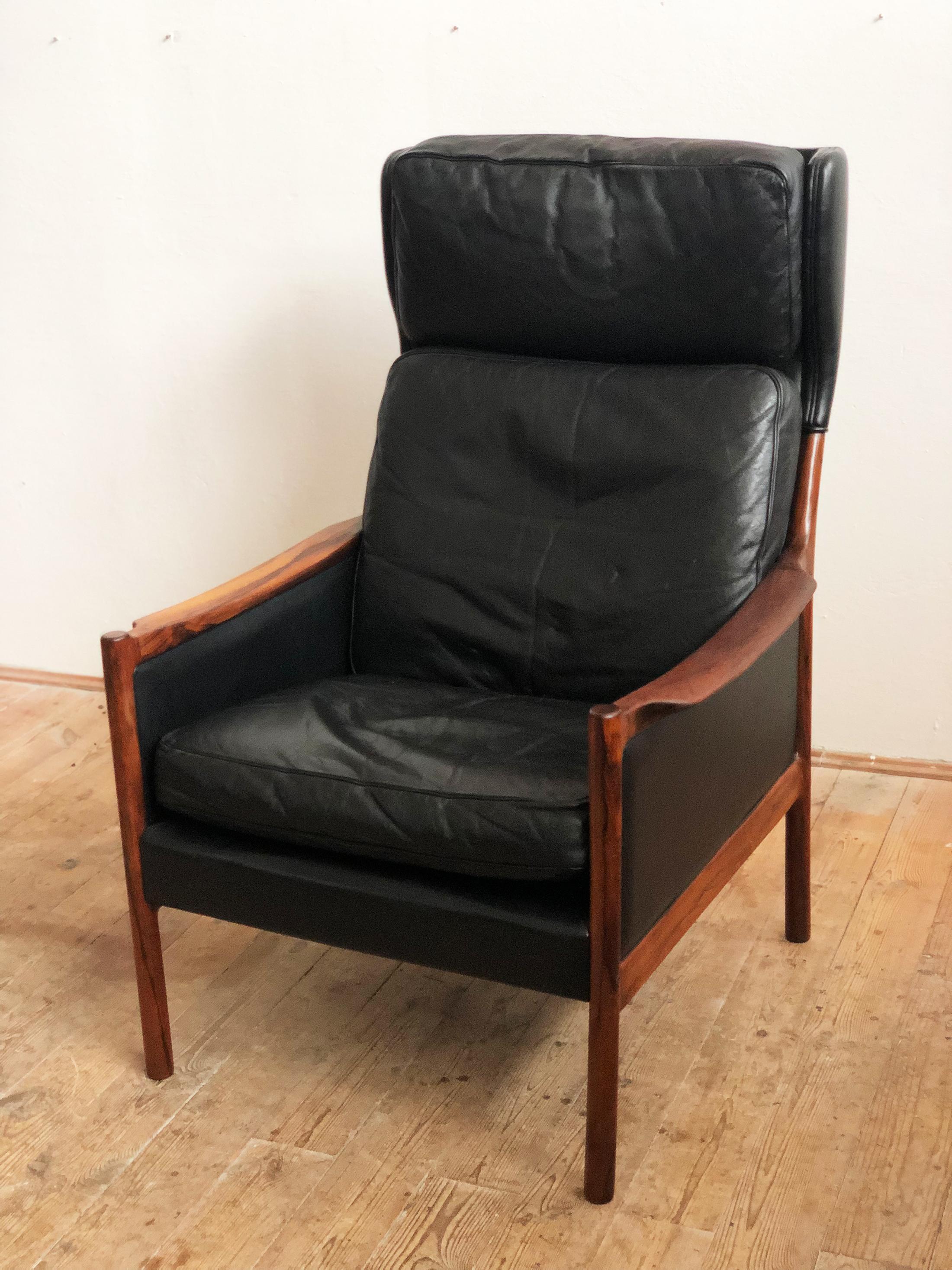 Danish Mid-Century Modern Rosewood and Black Leather Lounge Chair For Sale 10