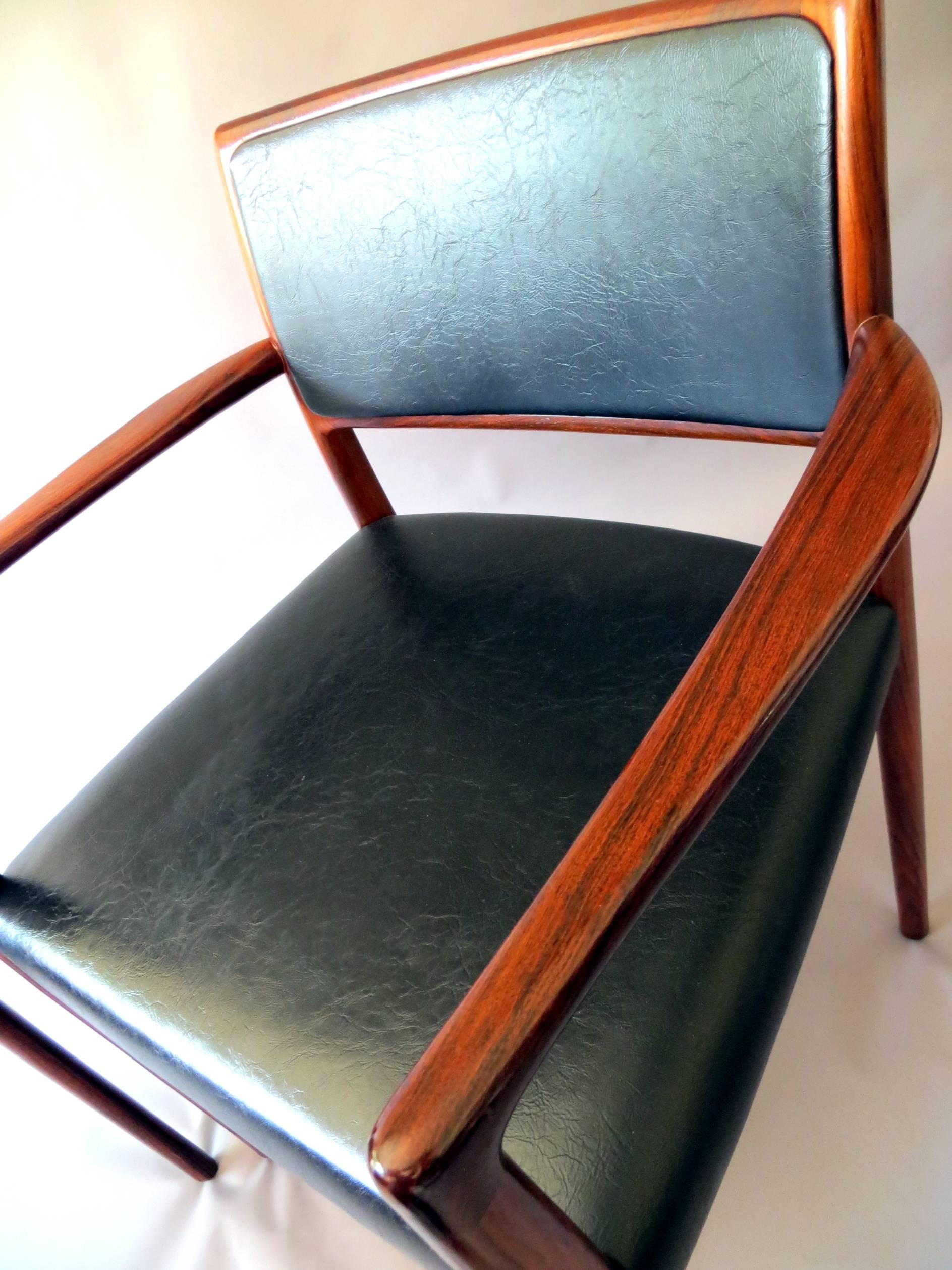 Danish Mid-Century Modern Rosewood and Leather Dining Chairs, Set of Two, 1960s For Sale 4