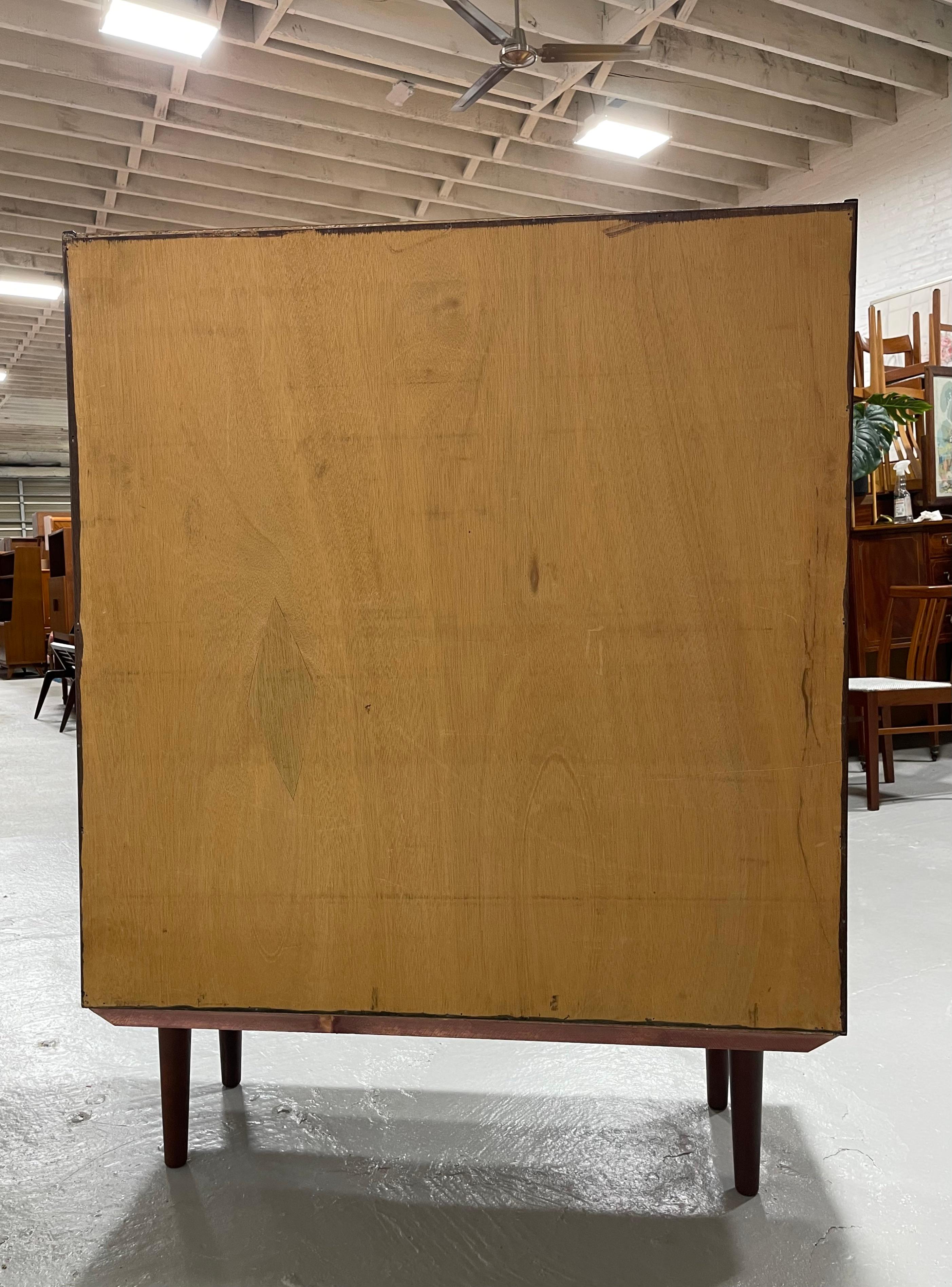 DANISH Mid Century Modern ROSEWOOD BOOKCASE, ca. 1960er Jahre im Angebot 8