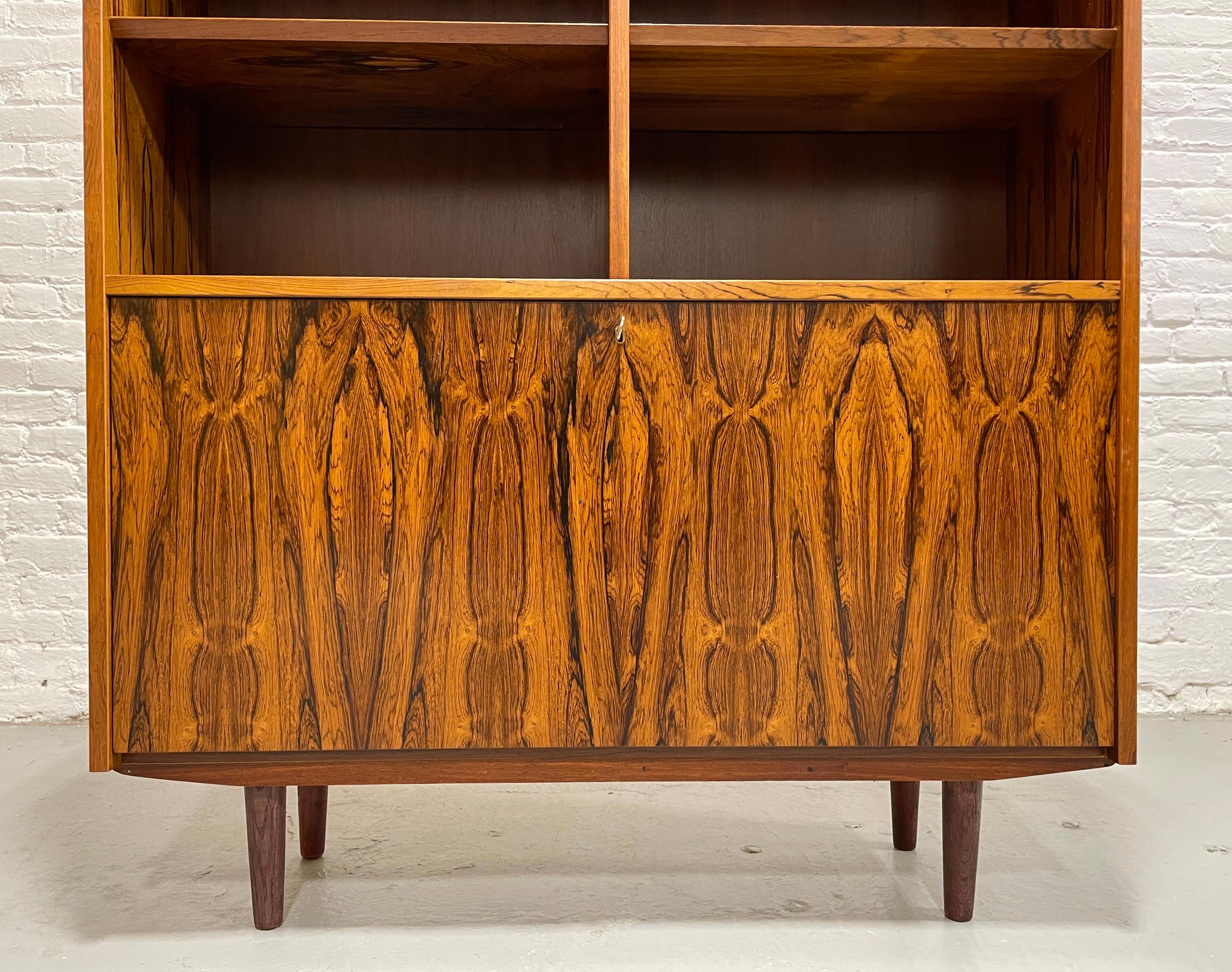 DANISH Mid Century Modern ROSEWOOD BOOKCASE / China Cabinet, c. 1960's For Sale 1