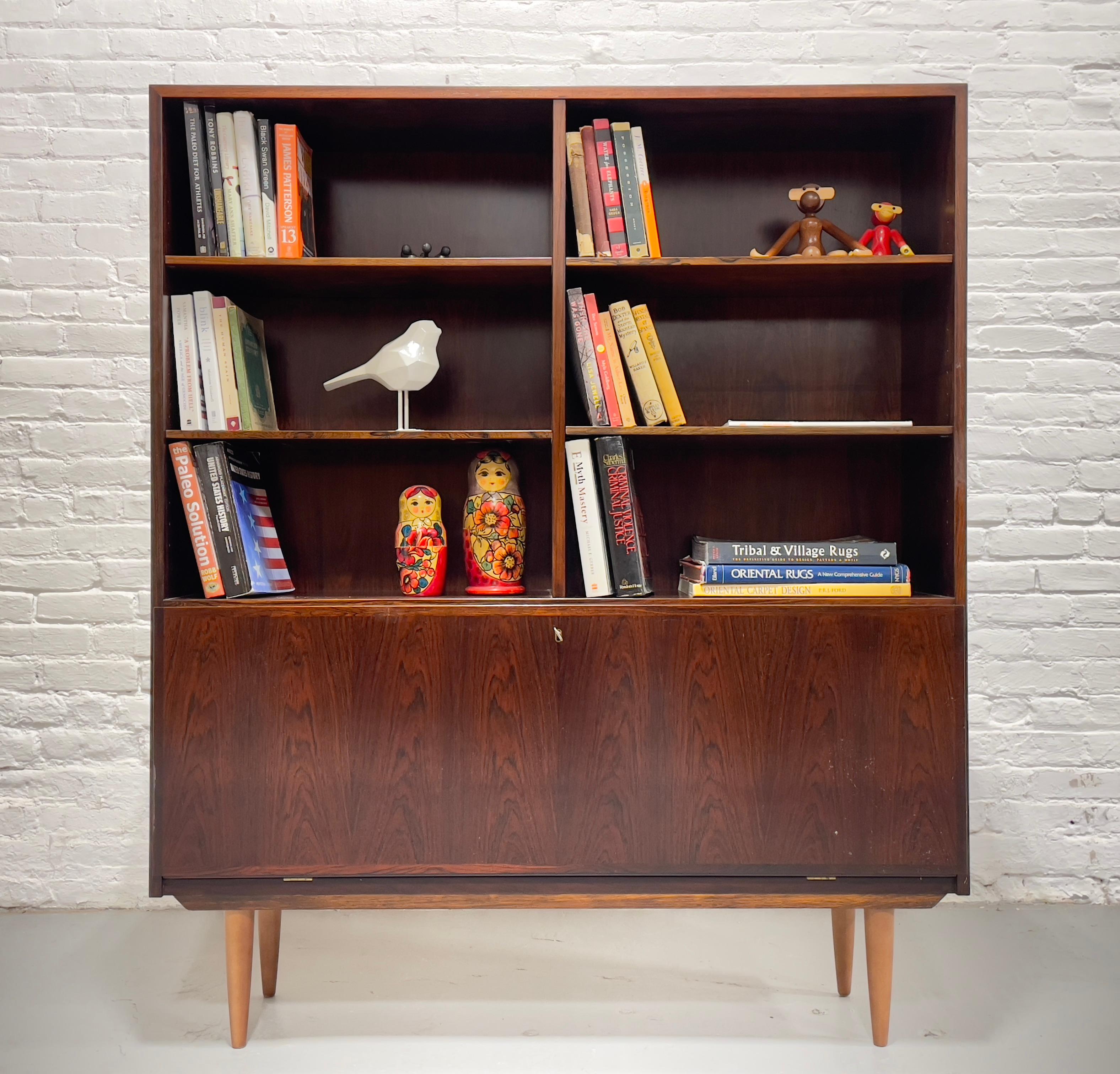 DANISH Mid Century Modern ROSEWOOD BOOKCASE / China Cabinet, c. 1960's For Sale 3