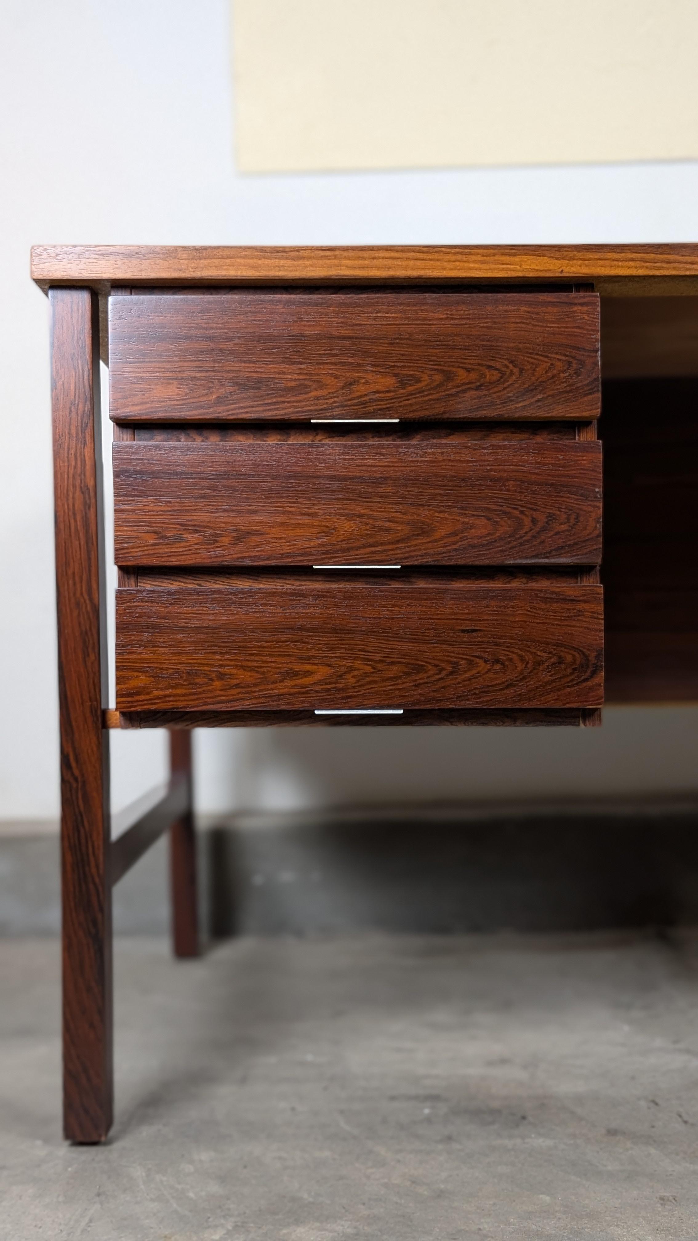 Danish Mid Century Modern Rosewood Desk, c1970s For Sale 11