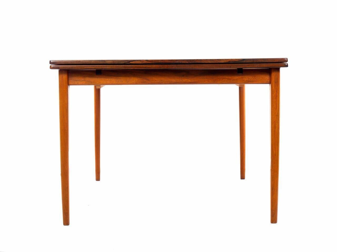 Danish Mid-Century Modern Rosewood Dining Table by Niels Møller, Model No. 254 3