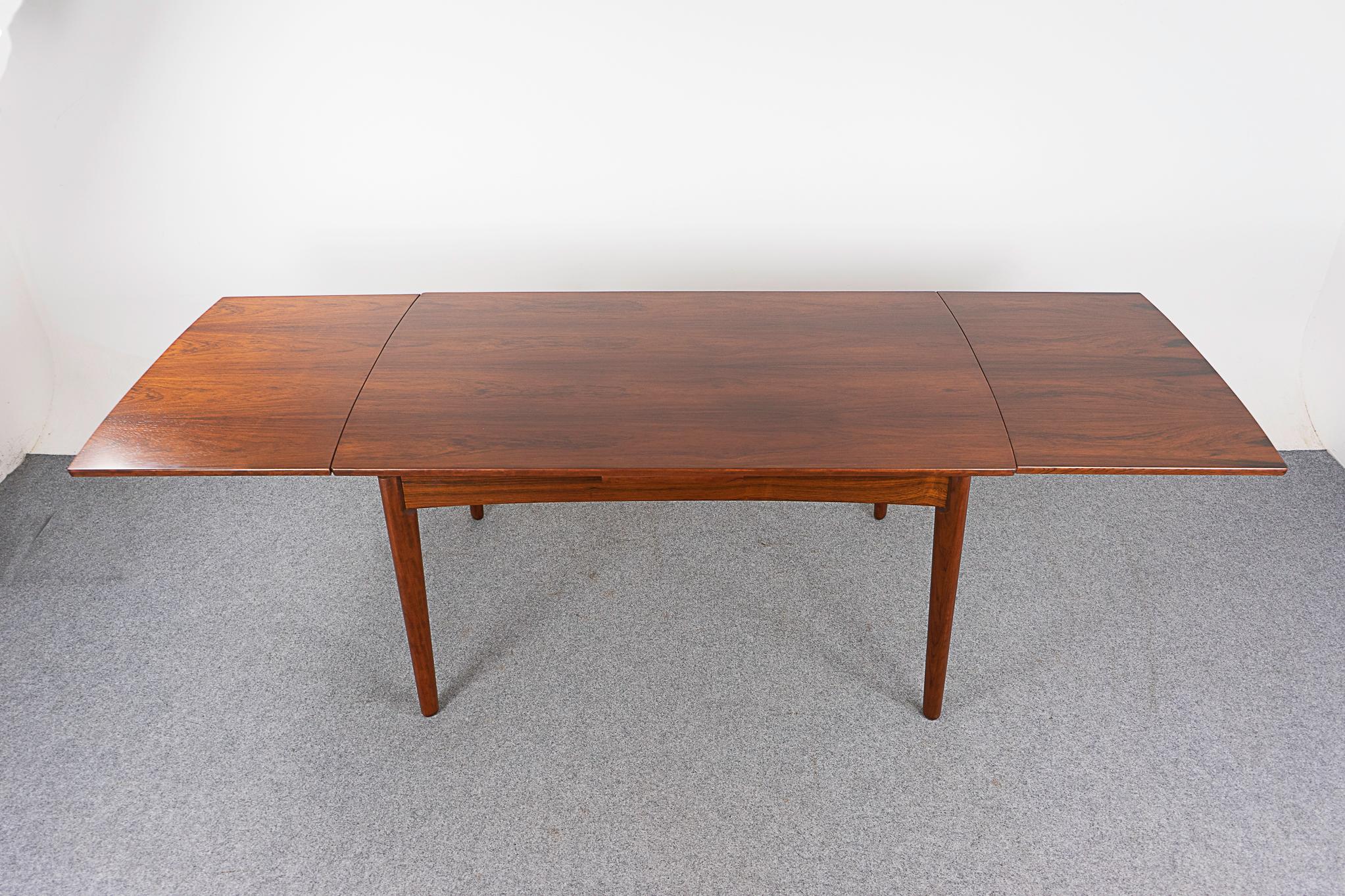 Mid-20th Century Danish Mid-Century Modern Rosewood Draw Leaf Dining Table For Sale