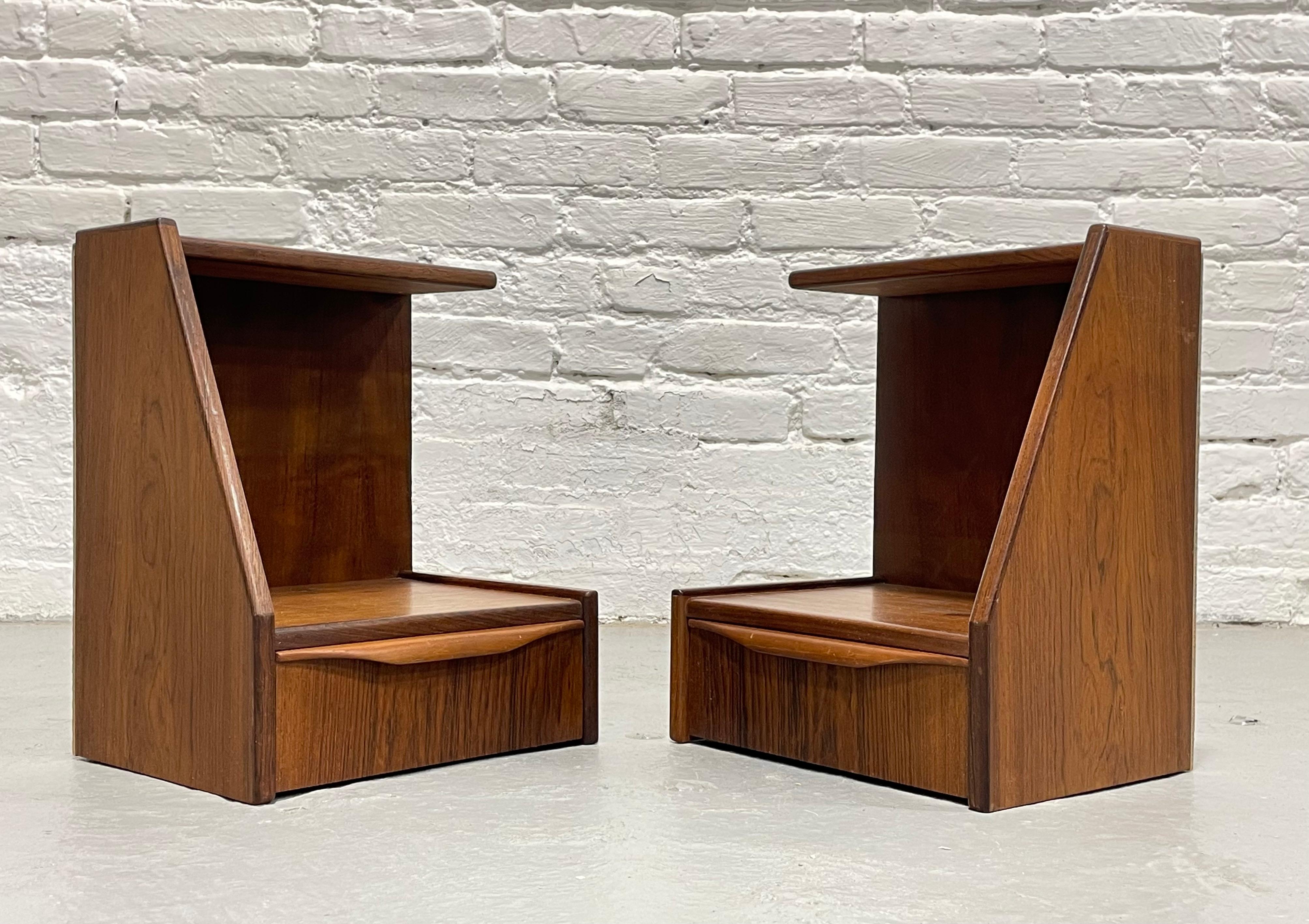 DANISH Mid Century Modern ROSEWOOD Hanging NIGHTSTANDS / Bedside Tables, c. 1950 For Sale 8