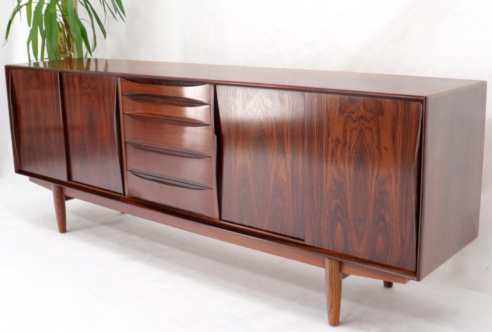 Danish Mid-Century Modern Rosewood Long Credenza Dresser 12
