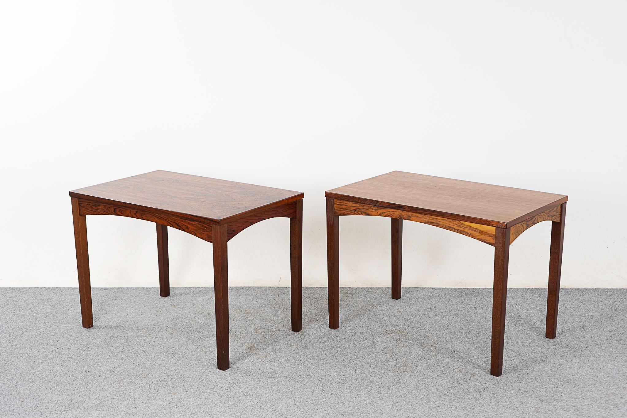 Danish Mid-Century Modern Rosewood Side Table Pair In Good Condition For Sale In VANCOUVER, CA