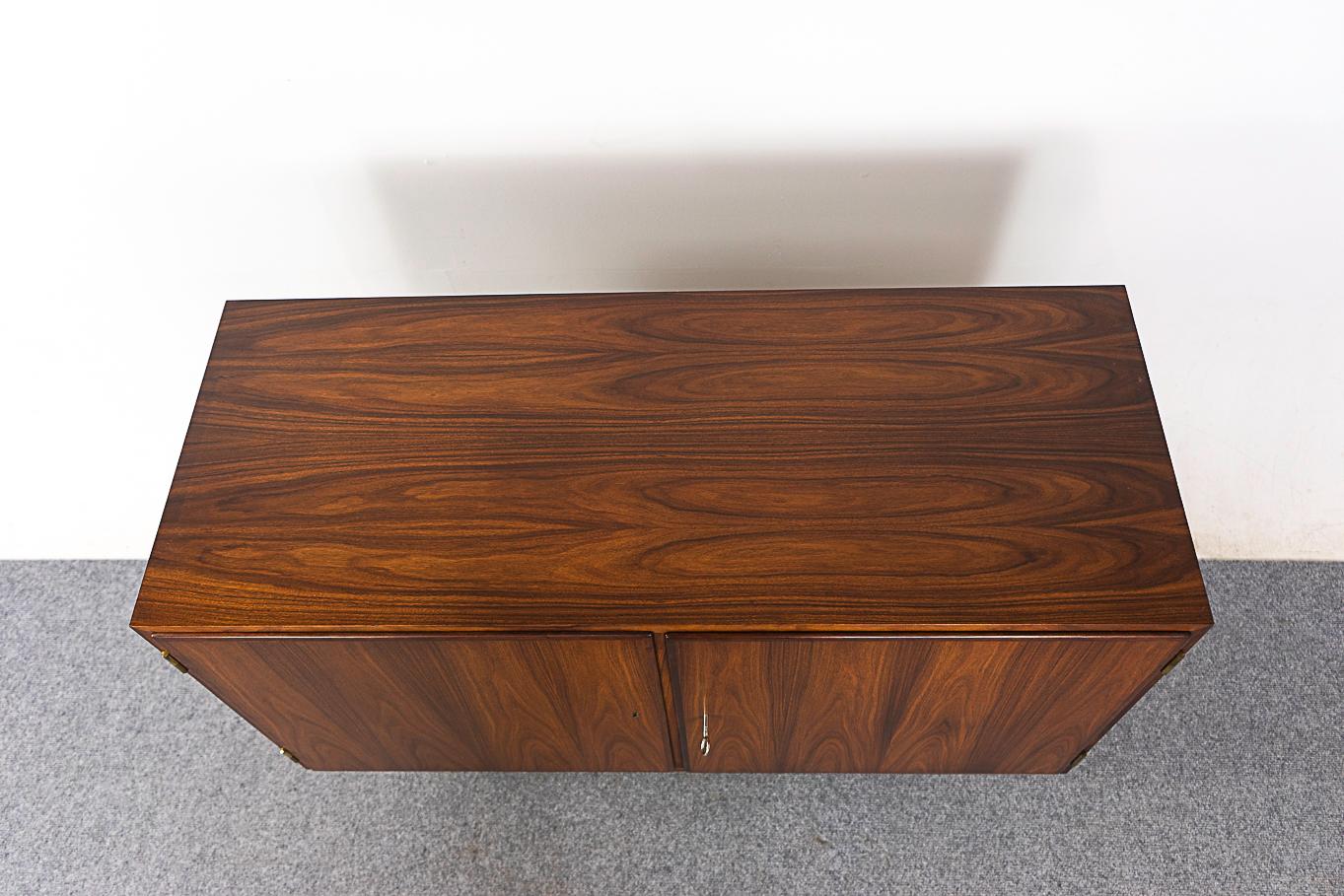 Danish Mid-Century Modern Rosewood Sideboard Cabinet by Hundevad For Sale 1