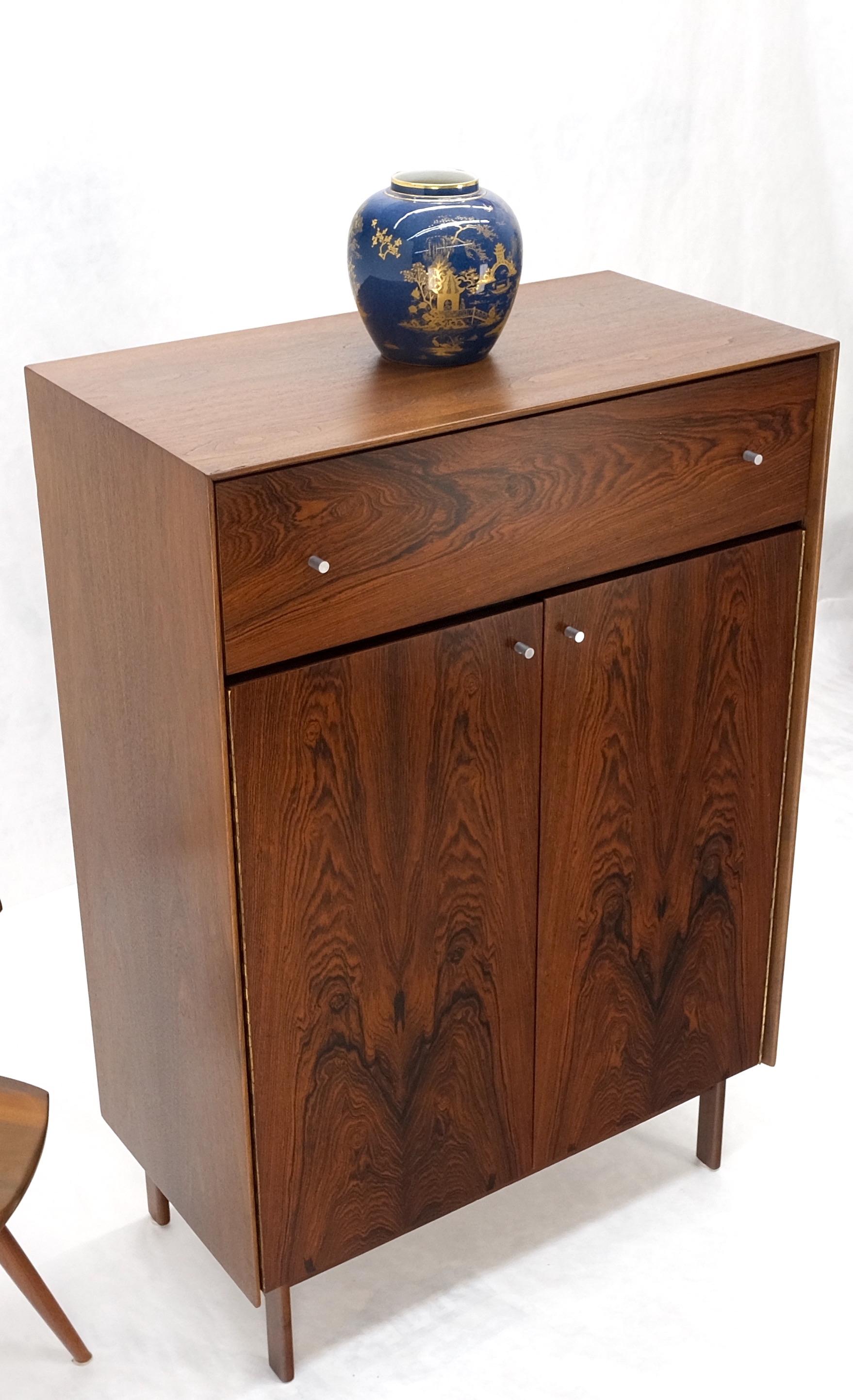 Dänische Mid Century Modern Palisander Zwei Tür 9 Schubladen Kommode Credenza   im Angebot 3