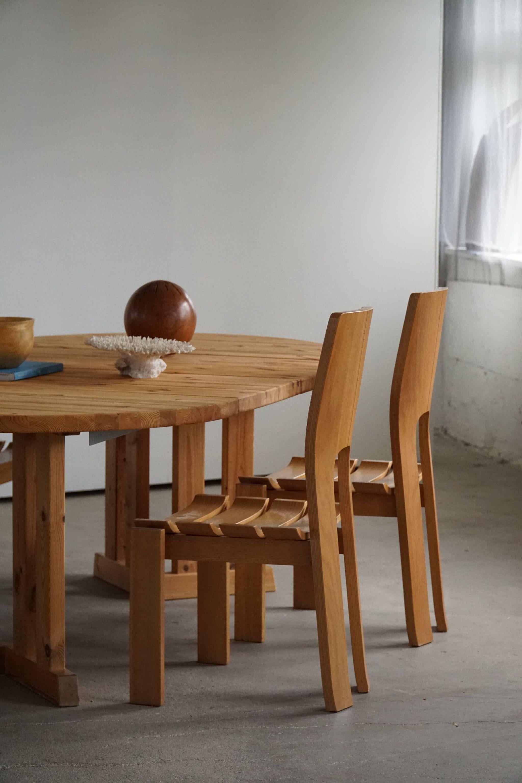 Danish Mid Century Modern, Round Dining Table in Solid Pine, 1970s For ...