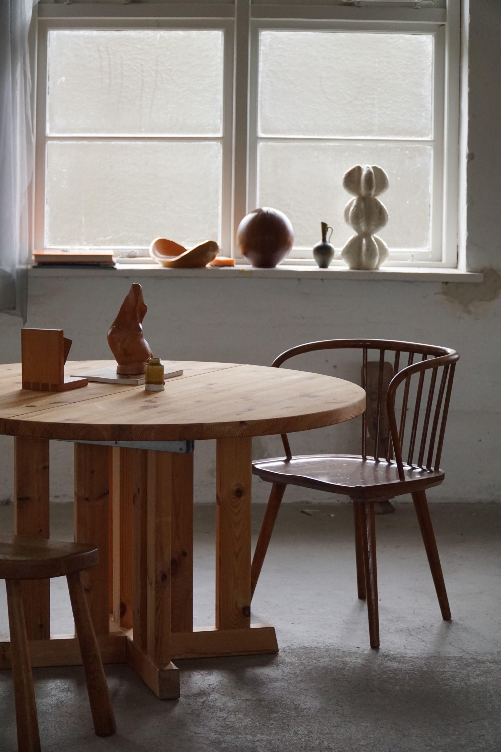 Danish Mid Century Modern, Round Dining Table in Solid Pine, 1970s For ...