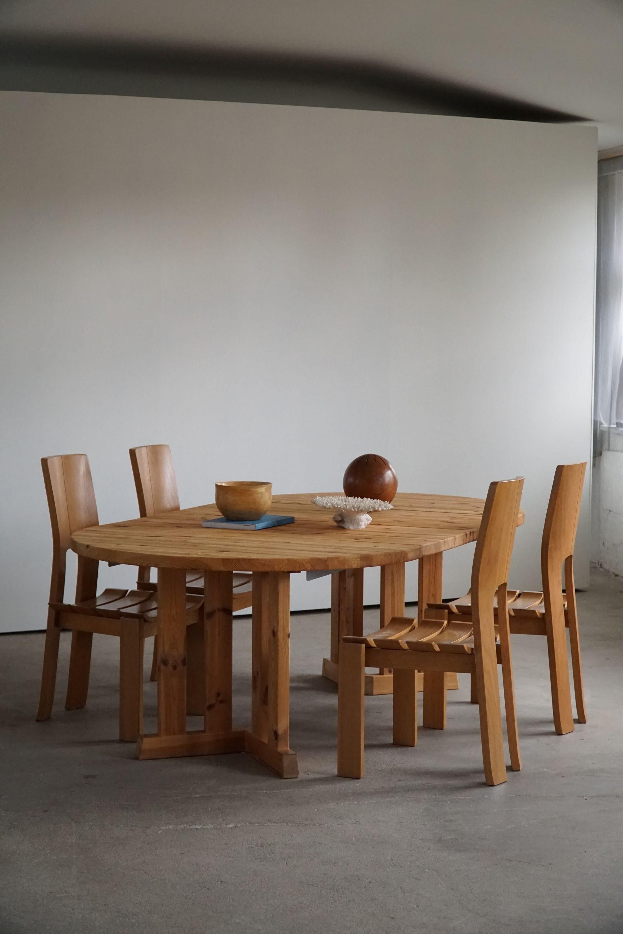 Danish Mid Century Modern, Round Dining Table in Solid Pine, 1970s For ...