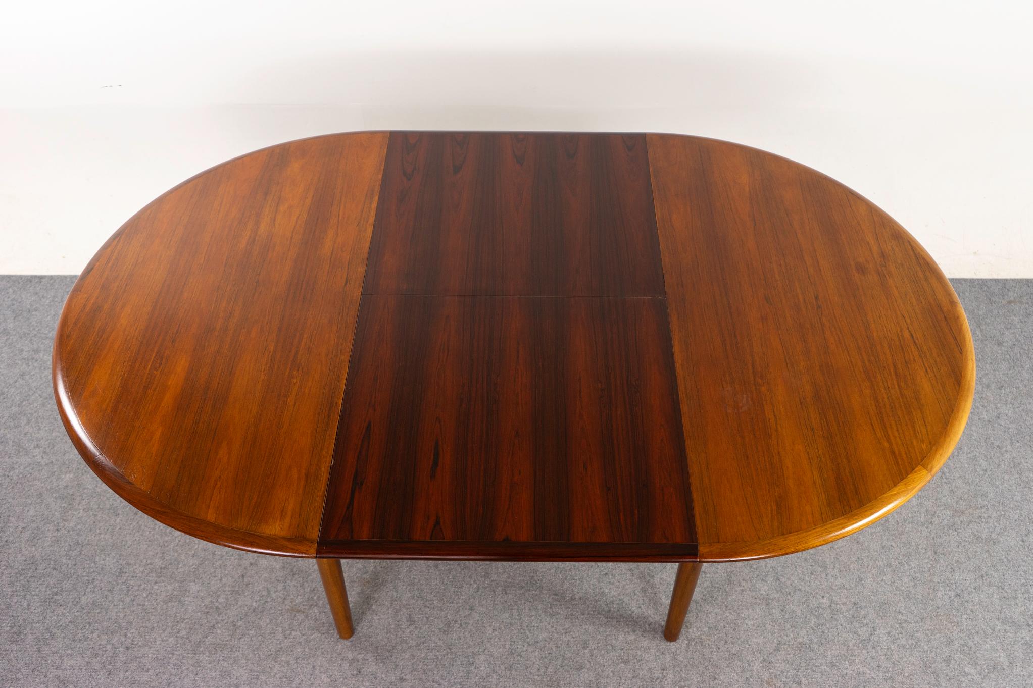 Danish Mid-Century Modern Round Rosewood Dining Table 1