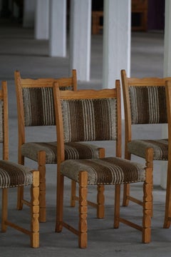 Danish Mid Century Modern, Set of 8 Dining Chairs in Oak & Wool, 1960s