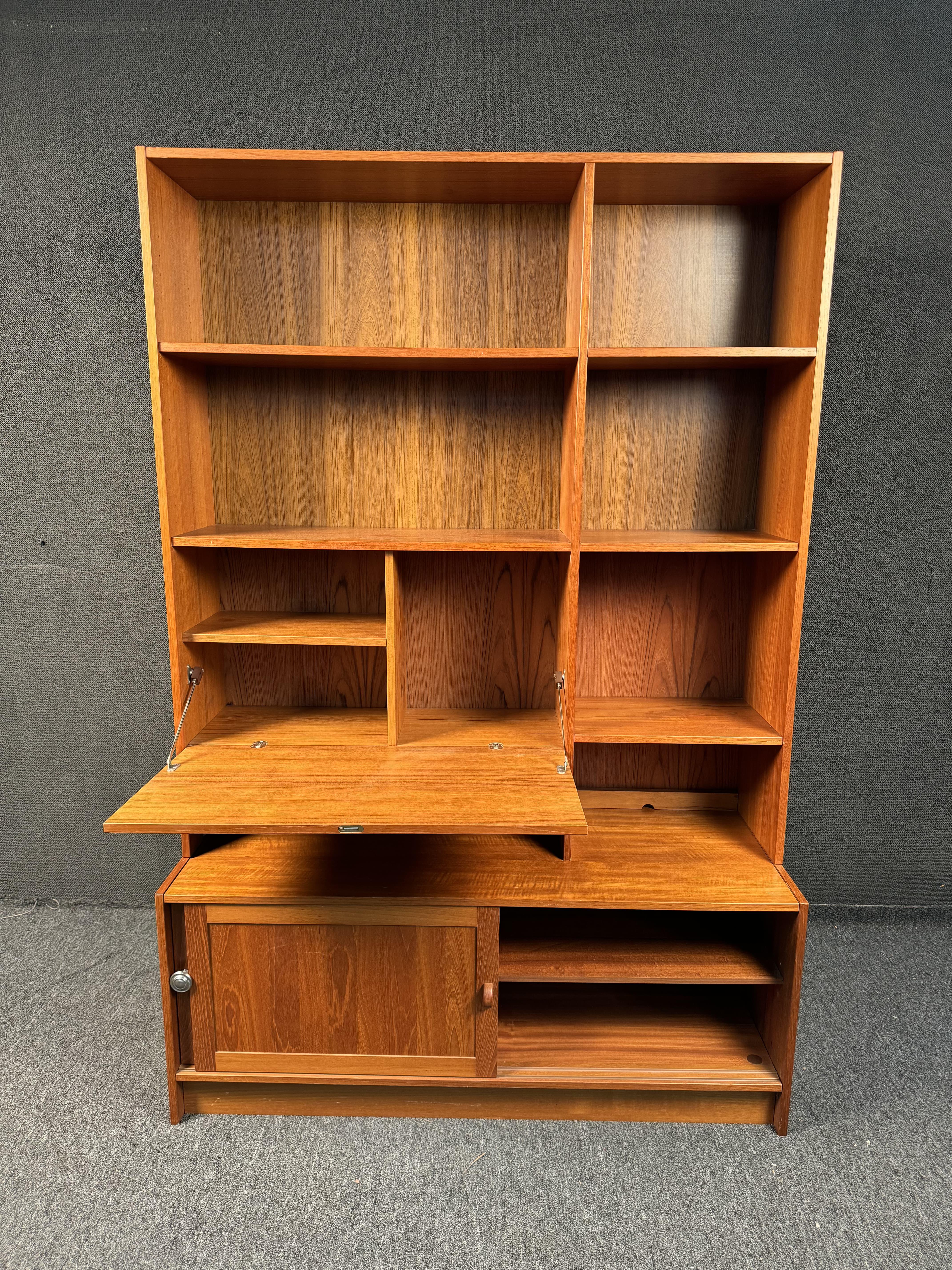 Estantería danesa Mid Century Modern de Domino Mobler Madera