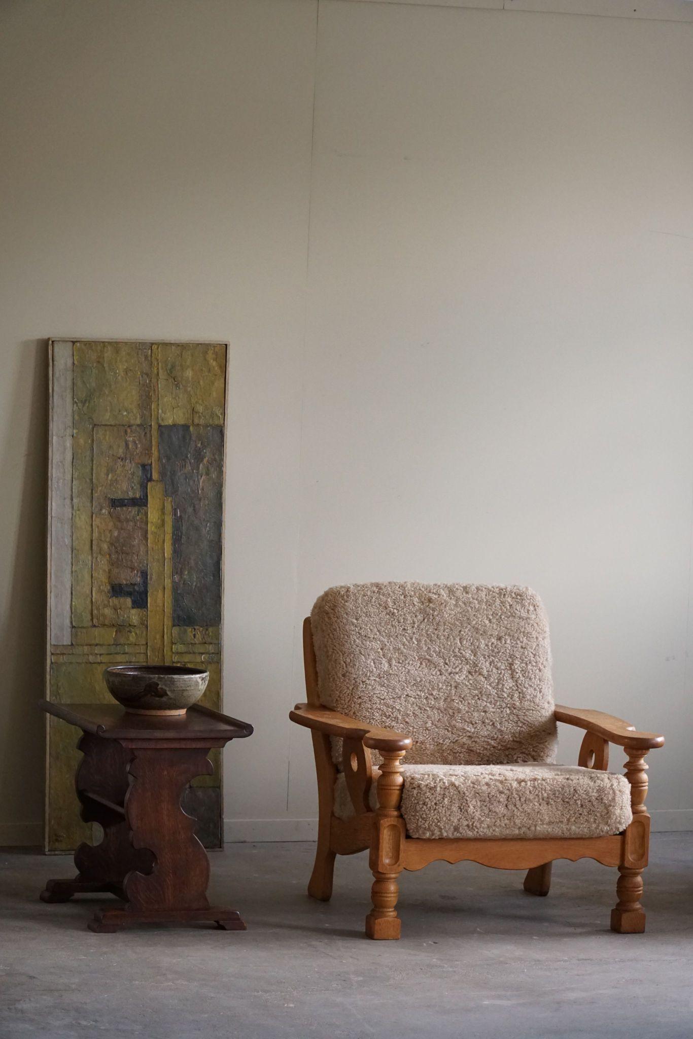 Danish Mid Century Modern, Side Table / Magazine Rack in Oak, 1960s For Sale 5