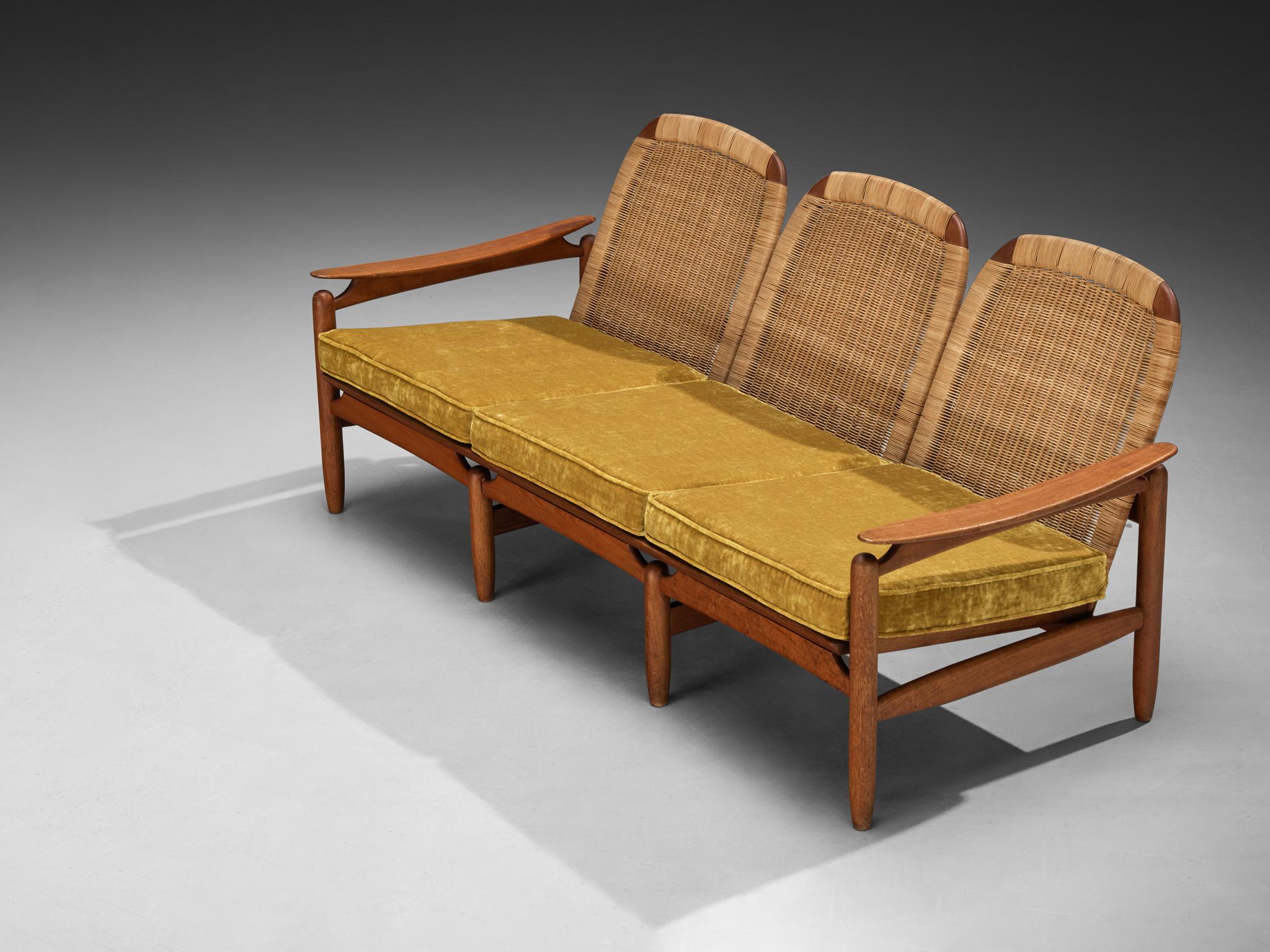 Canna Divano danese del Mid-Century Modern in tessuto di teak e canne in vendita