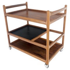 Carrito de bar de madera de palisandro macizo danés de mediados del siglo pasado para servir botellas