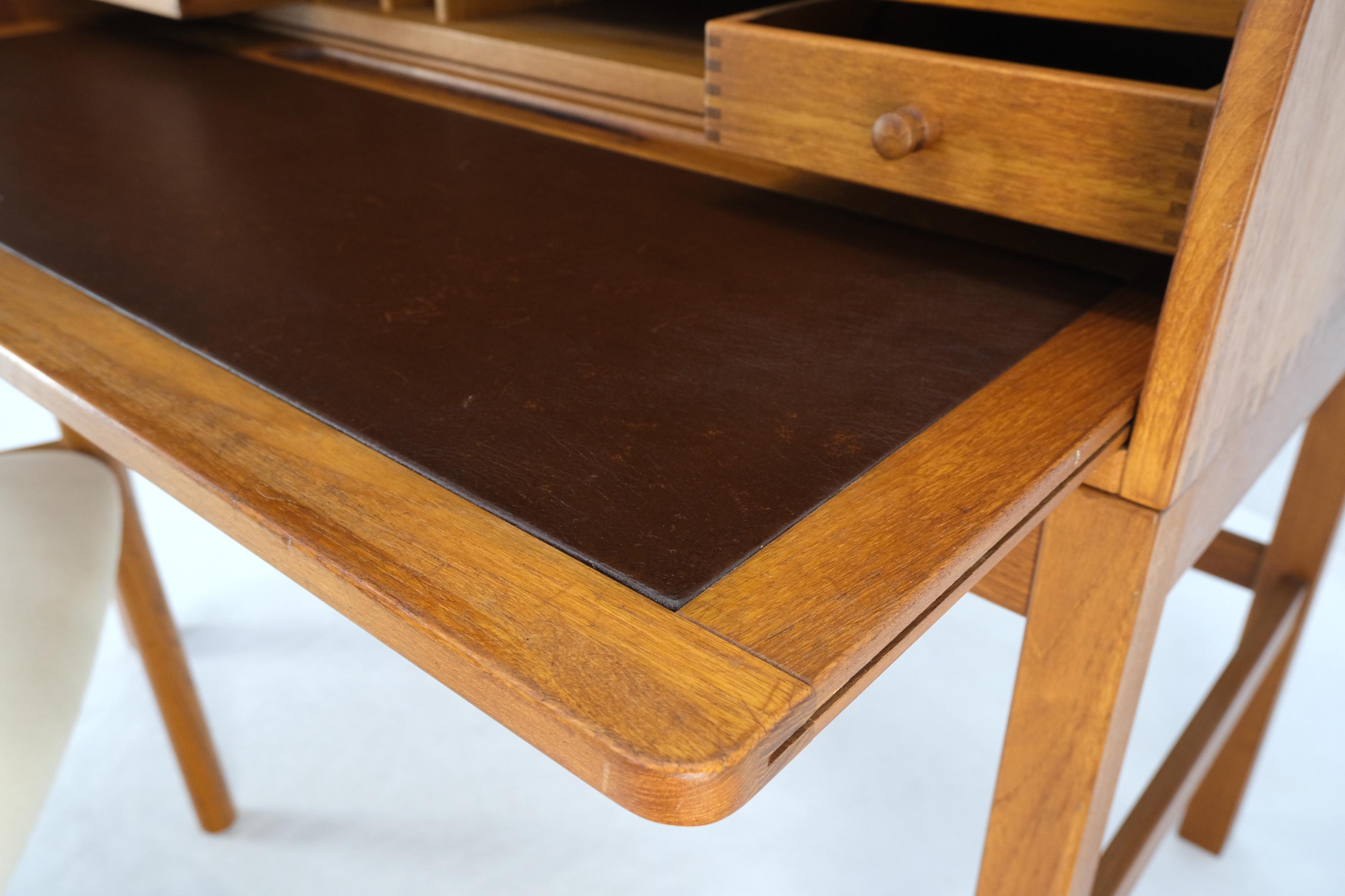 Walnut Danish Mid-Century Modern Solid Teak Pull Out Roll Top Desk Drawers Chair Mint