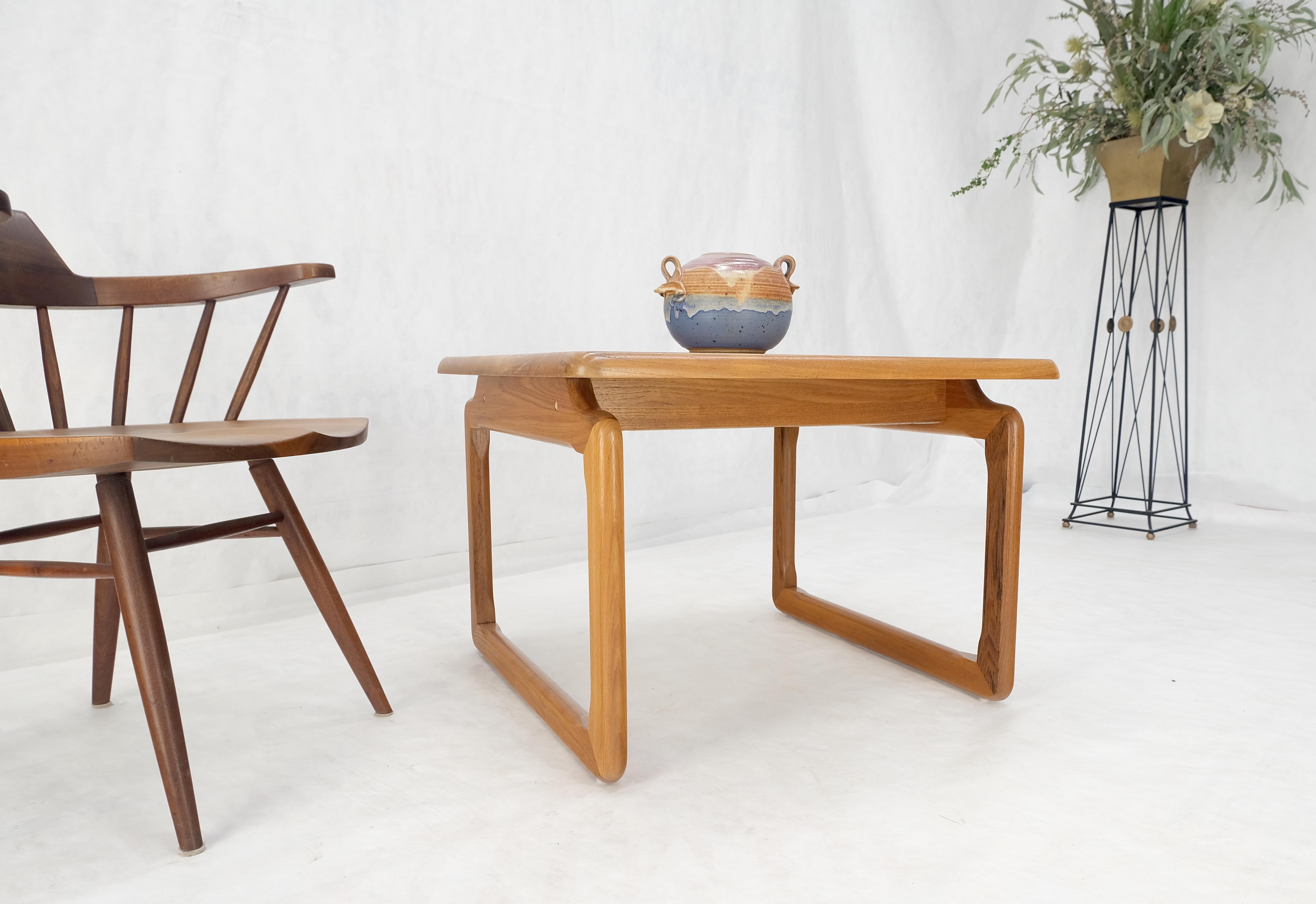 Danish Mid Century Modern Solid Teak Top Square Side End Occasional Table MINT In Excellent Condition For Sale In Rockaway, NJ