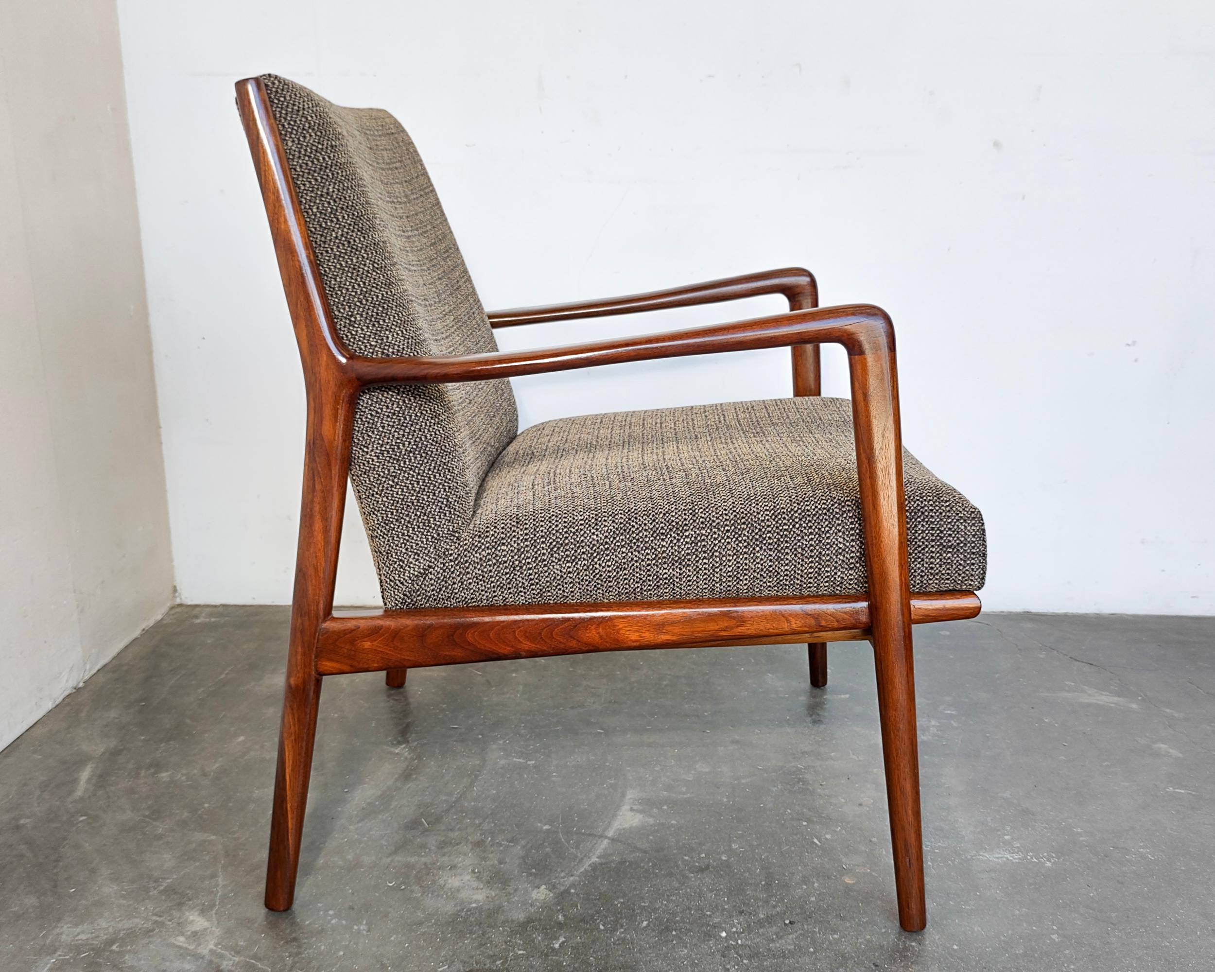 Danish Mid-Century Modern Solid Walnut and Tweed Arm / Lounge Chair 2