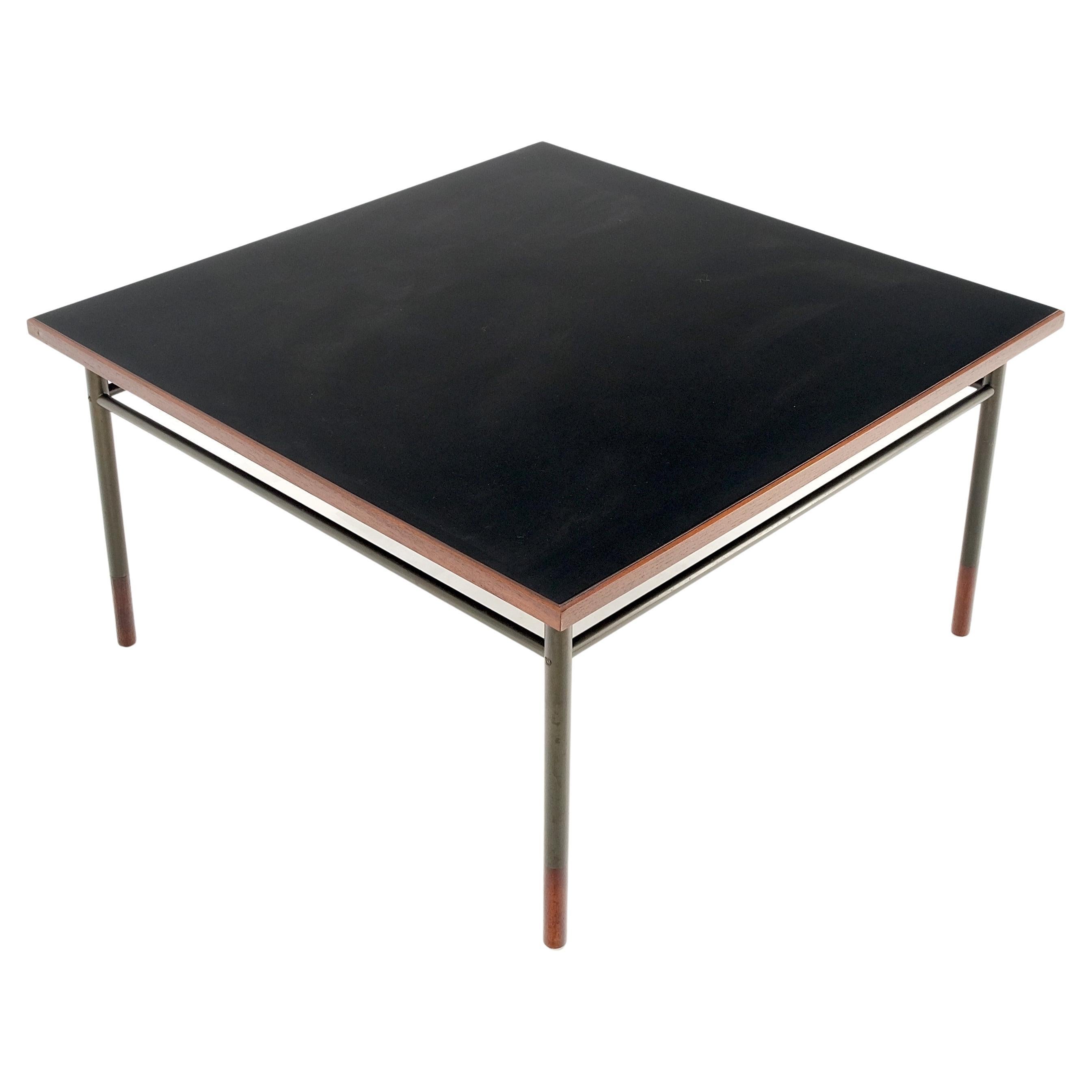 Table basse carrée danoise moderne du milieu du siècle en stratifié noir et plateau en teck MINT !