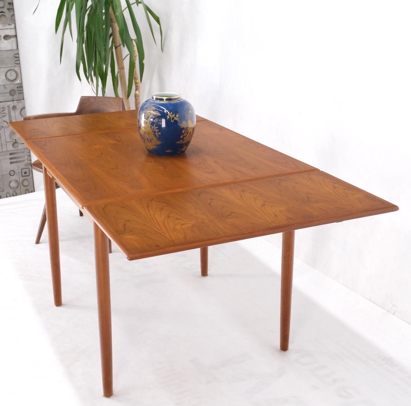 Danish Mid-Century Modern Square Teak Refectory Extension Boards Dining Table In Good Condition For Sale In Rockaway, NJ