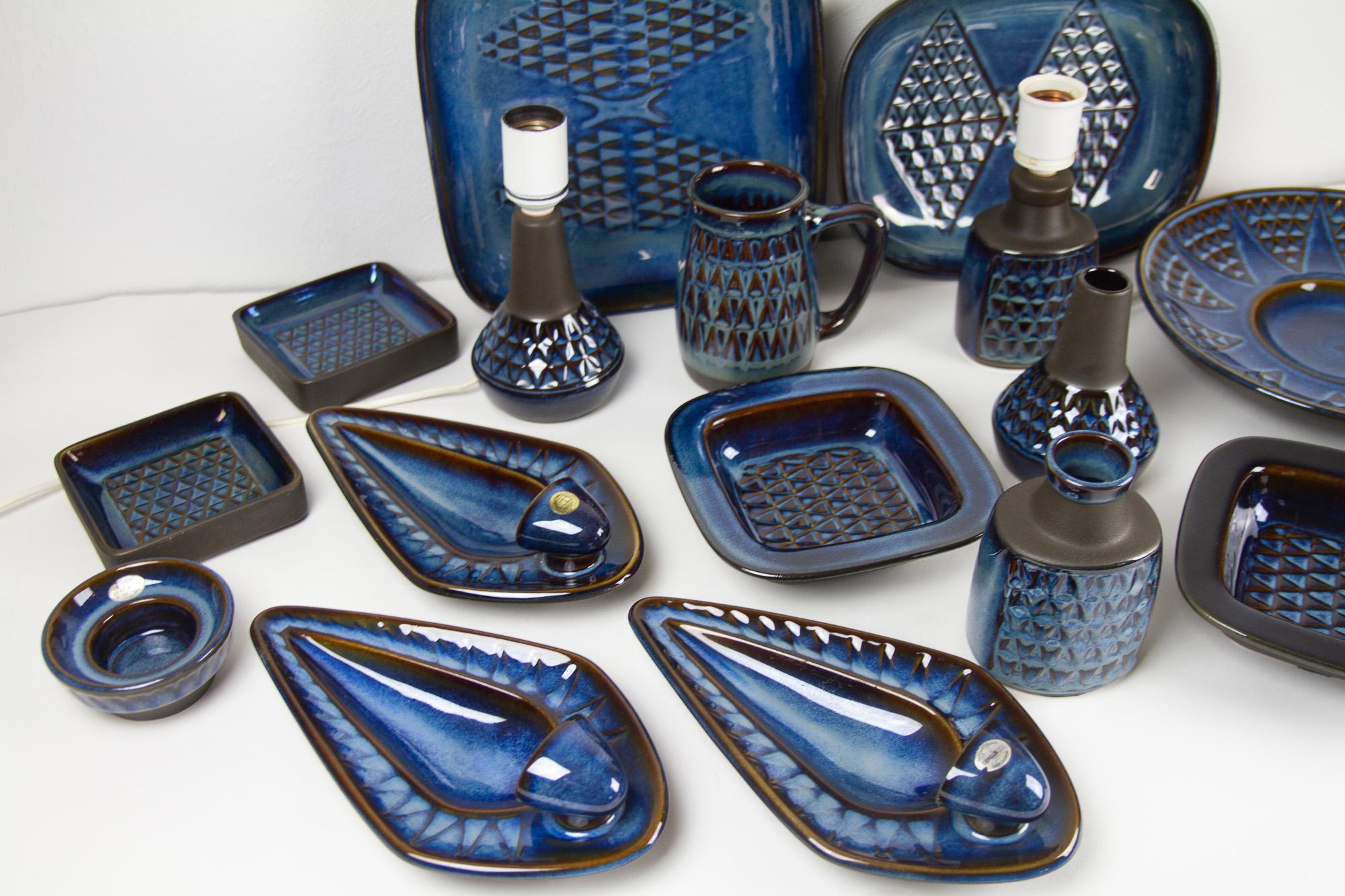 Danish Mid-Century Modern Stoneware by Søholm 1960s, Set of 17 In Good Condition For Sale In Asaa, DK