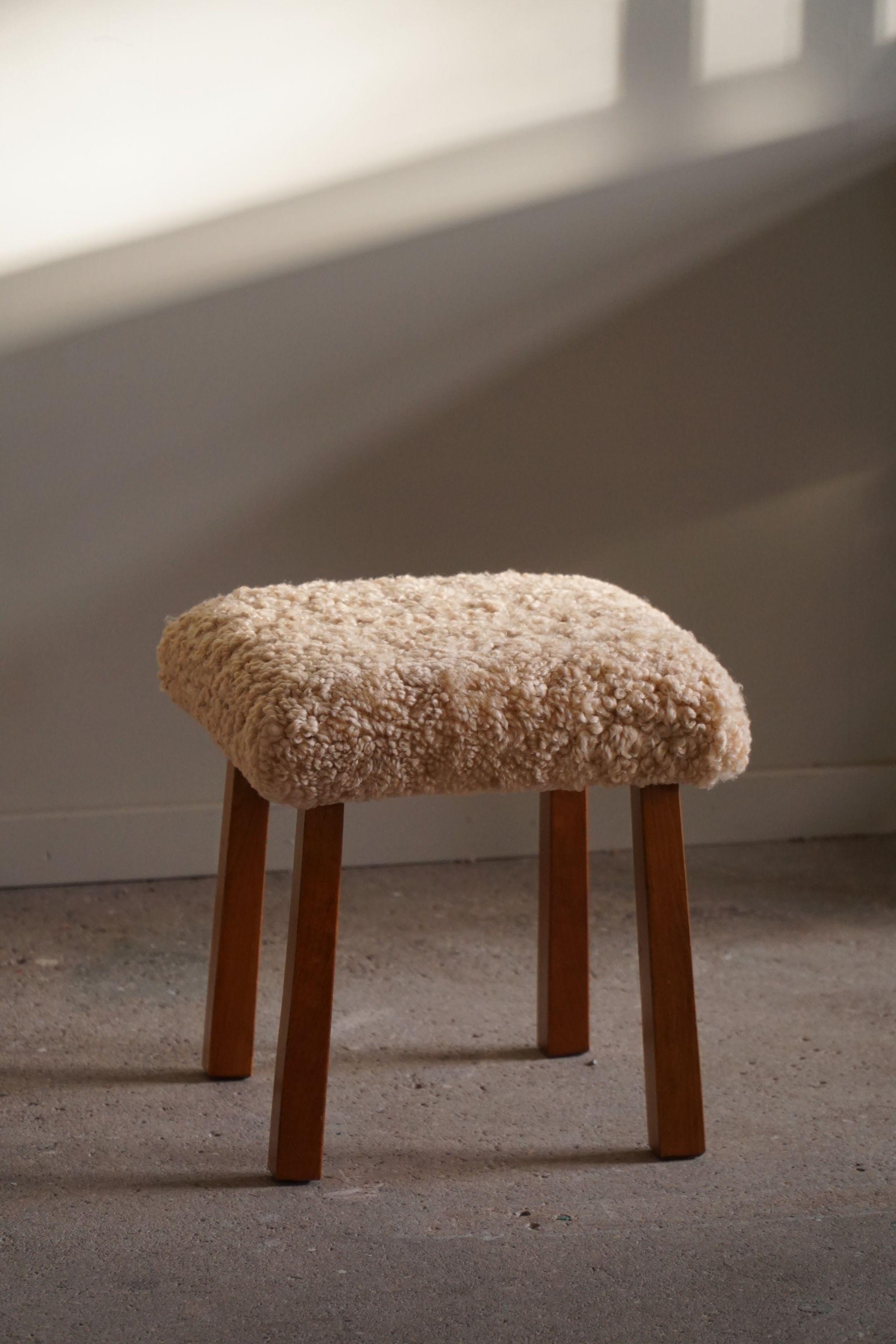 Wool Danish Mid Century Modern Stool in Solid Wood, Seat in Lambswool, 1950s For Sale