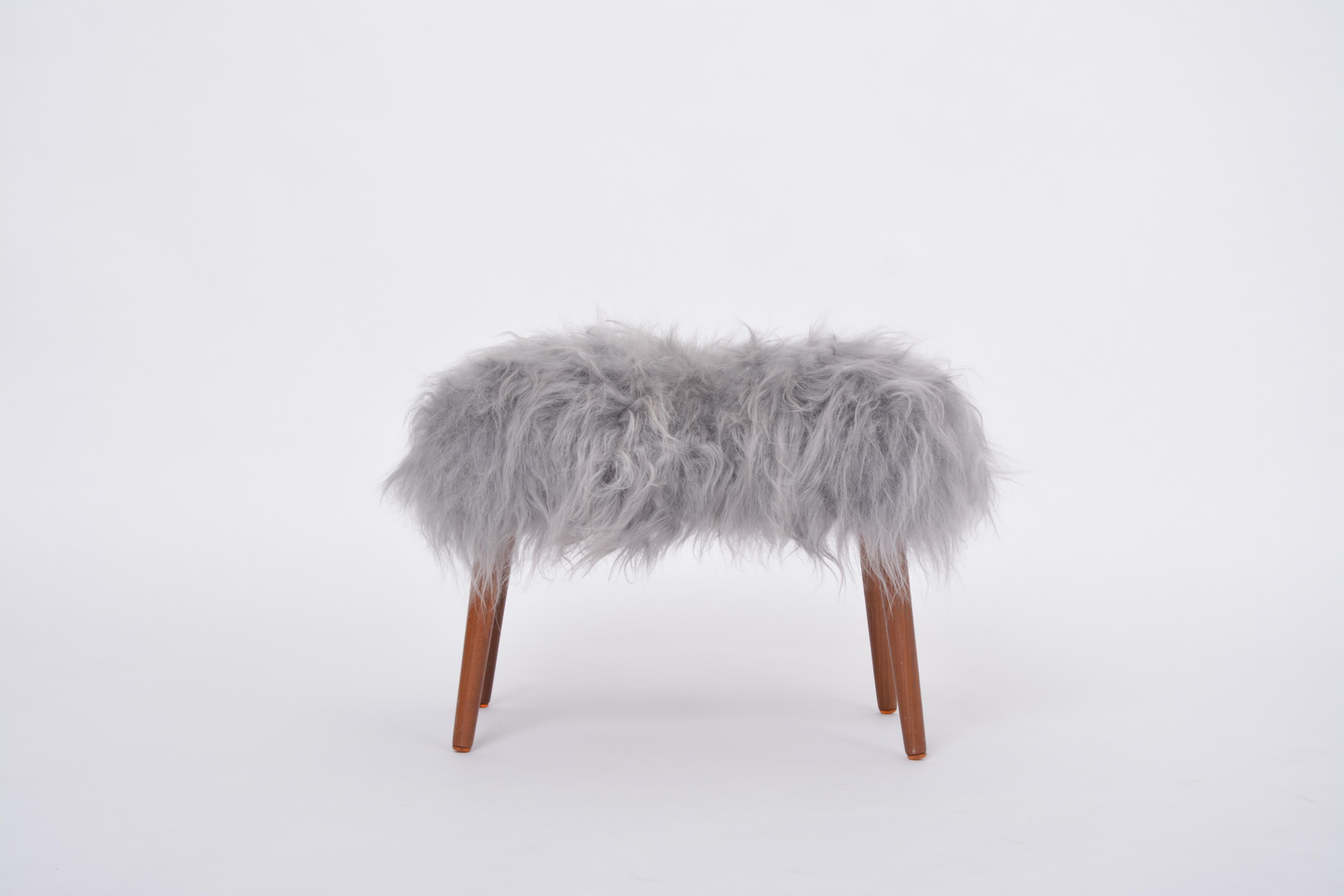 Mid-Century Modern Danish Mid-century Modern stool reupholstered in grey sheep skin For Sale