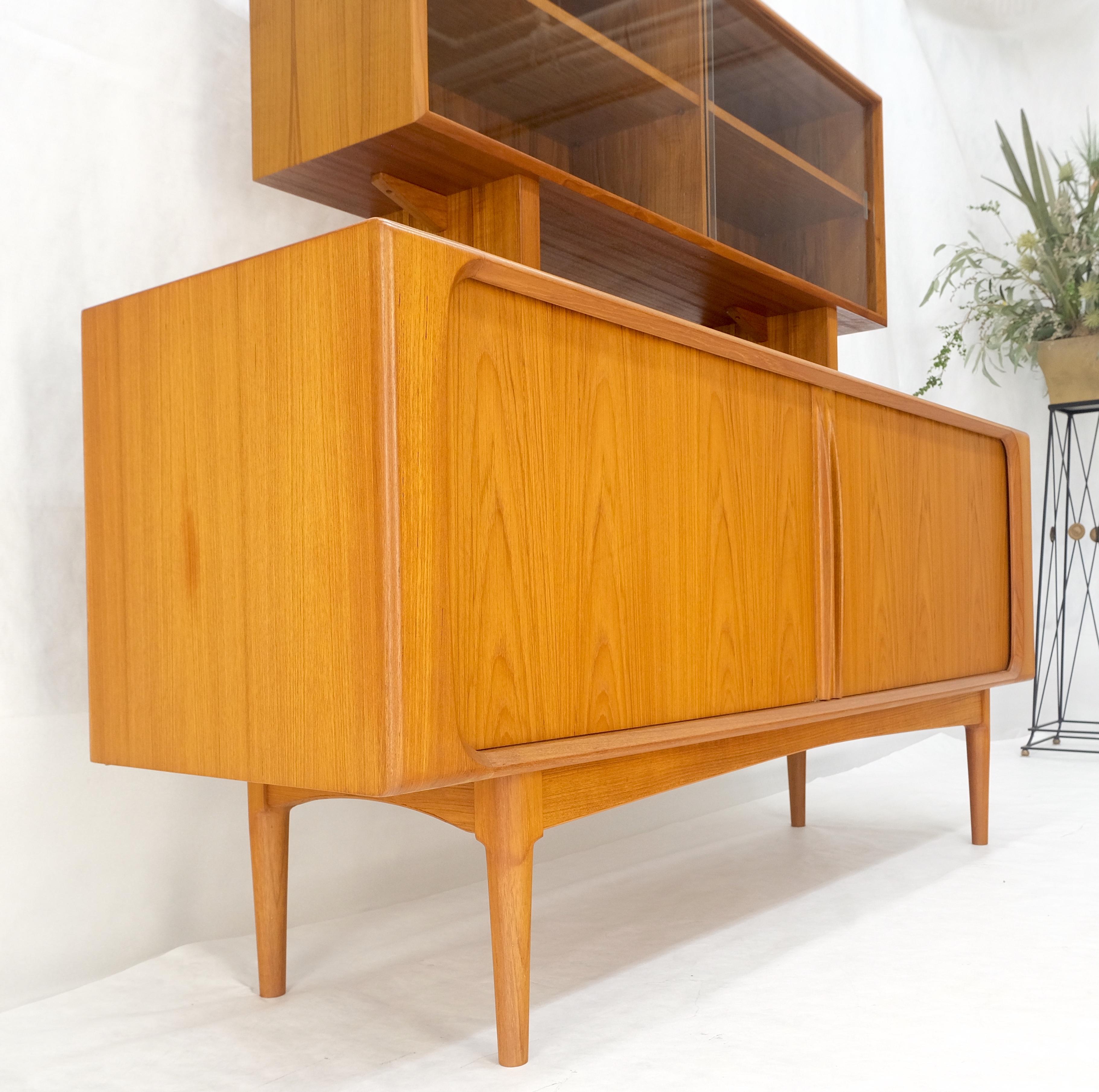 Credenza danesa moderna de mediados de siglo con puerta de tambor y conejera MINT Cápsula del tiempo en venta 5