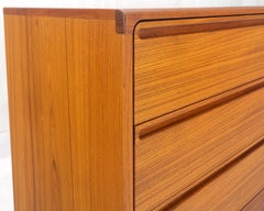 Danish Mid Century Modern Teak 6 Drawers Dresser Credenza Recessed Pulls MINT!
