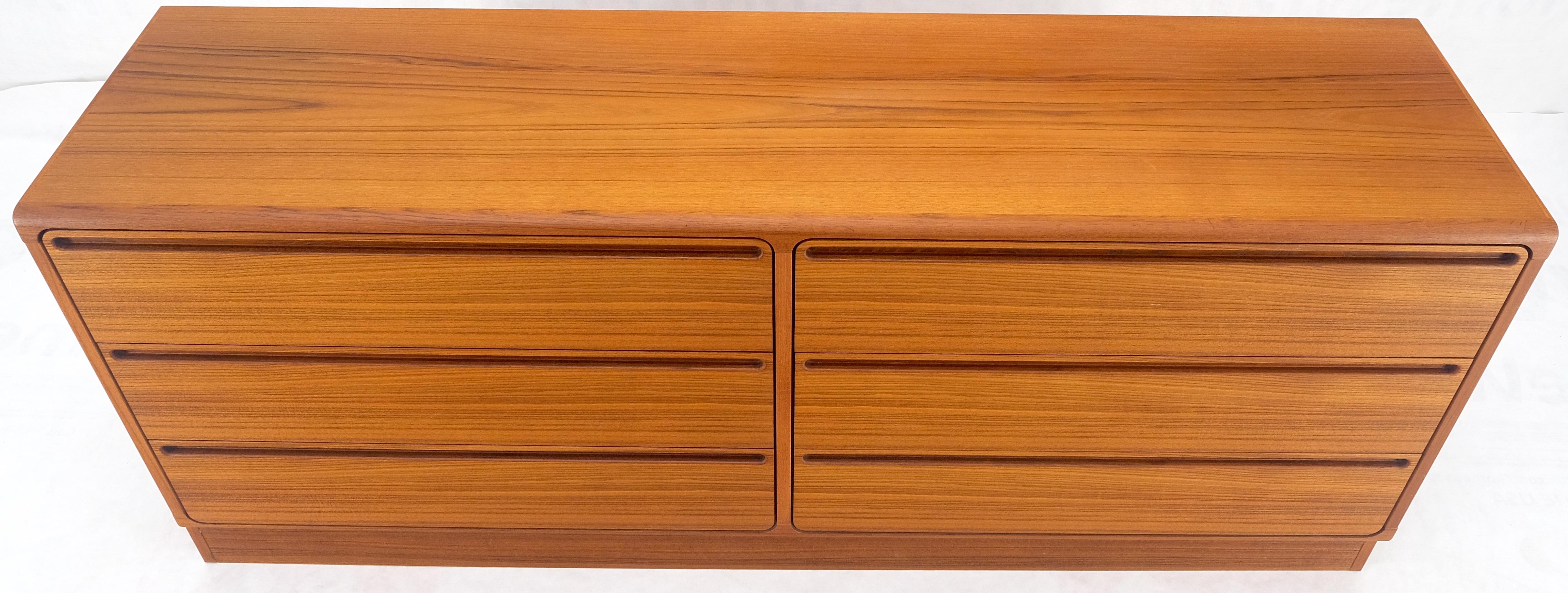 20th Century Danish Mid Century Modern Teak 6 Drawers Dresser Credenza Recessed Pulls MINT! For Sale