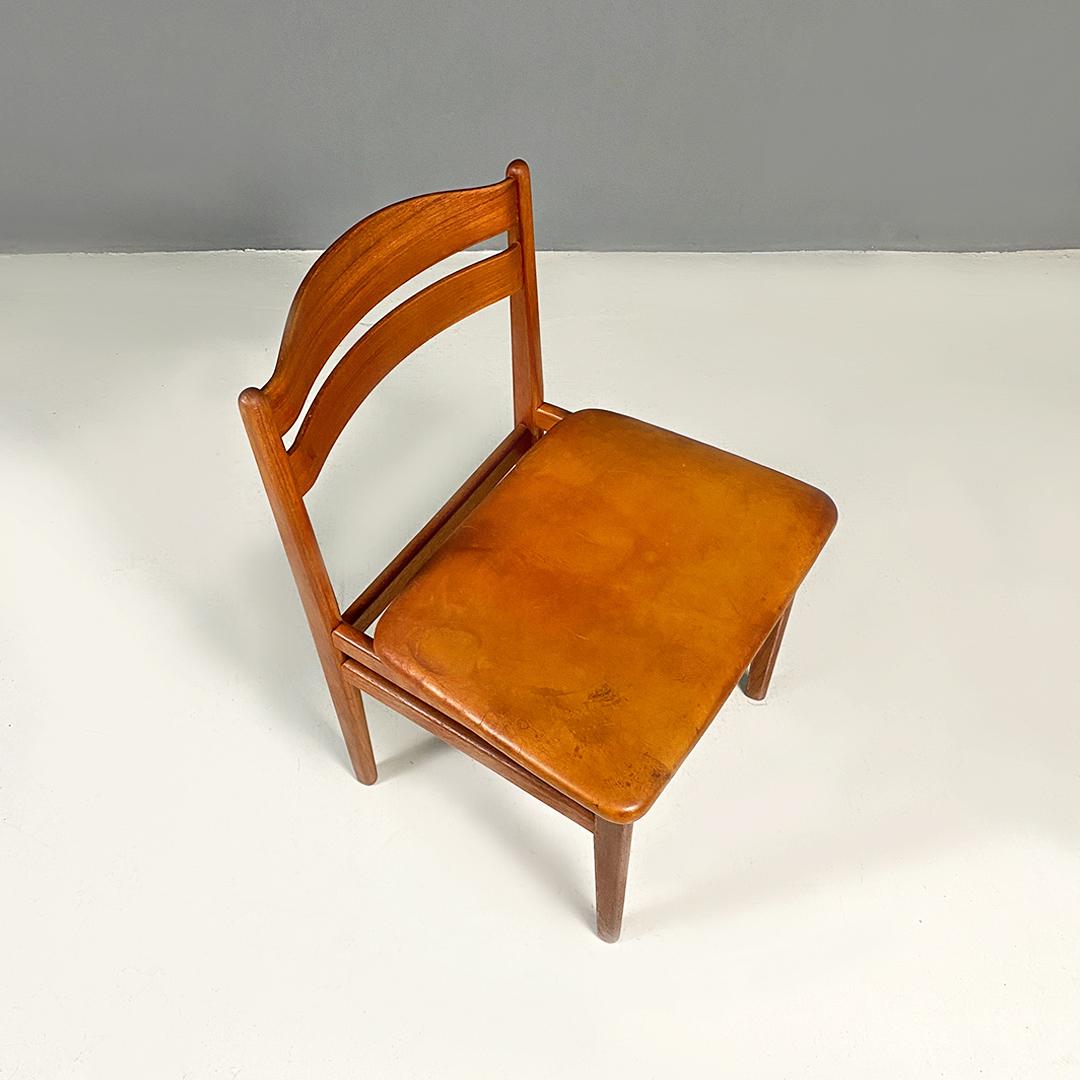 Danish mid century modern teak and cognac leather pair of chairs, 1960s For Sale 4