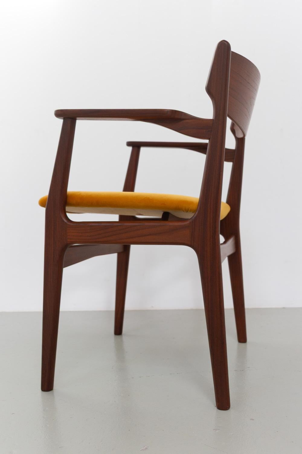 Danish Mid-Century Modern Teak Armchair, 1960s. For Sale 7