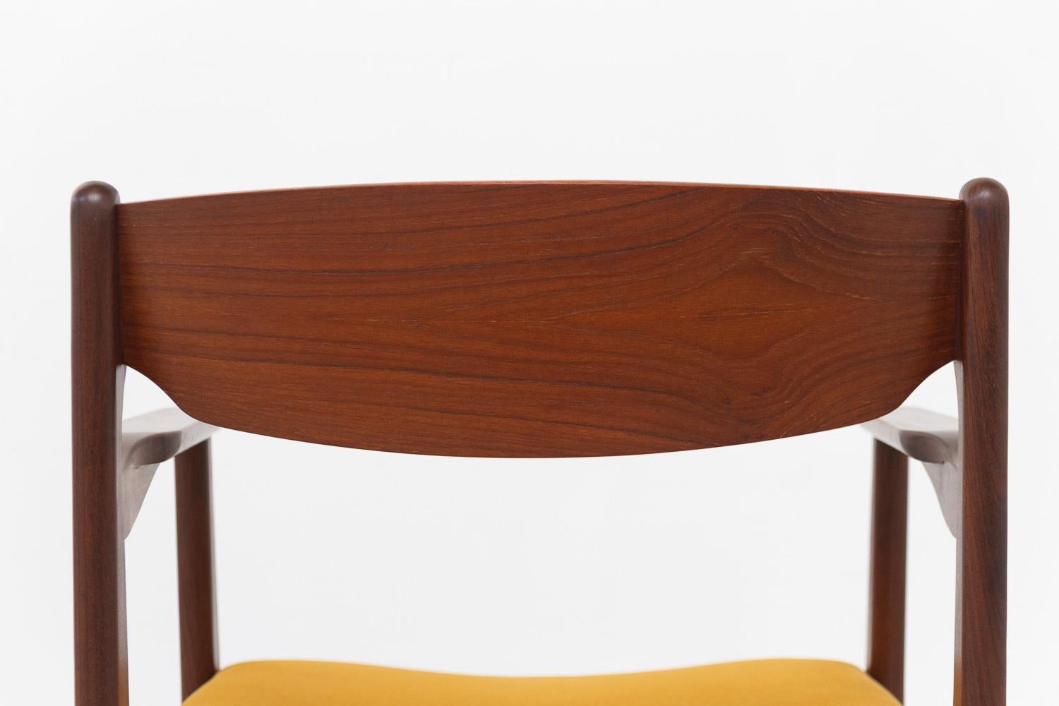 Danish Mid-Century Modern Teak Armchair, 1960s. For Sale 9