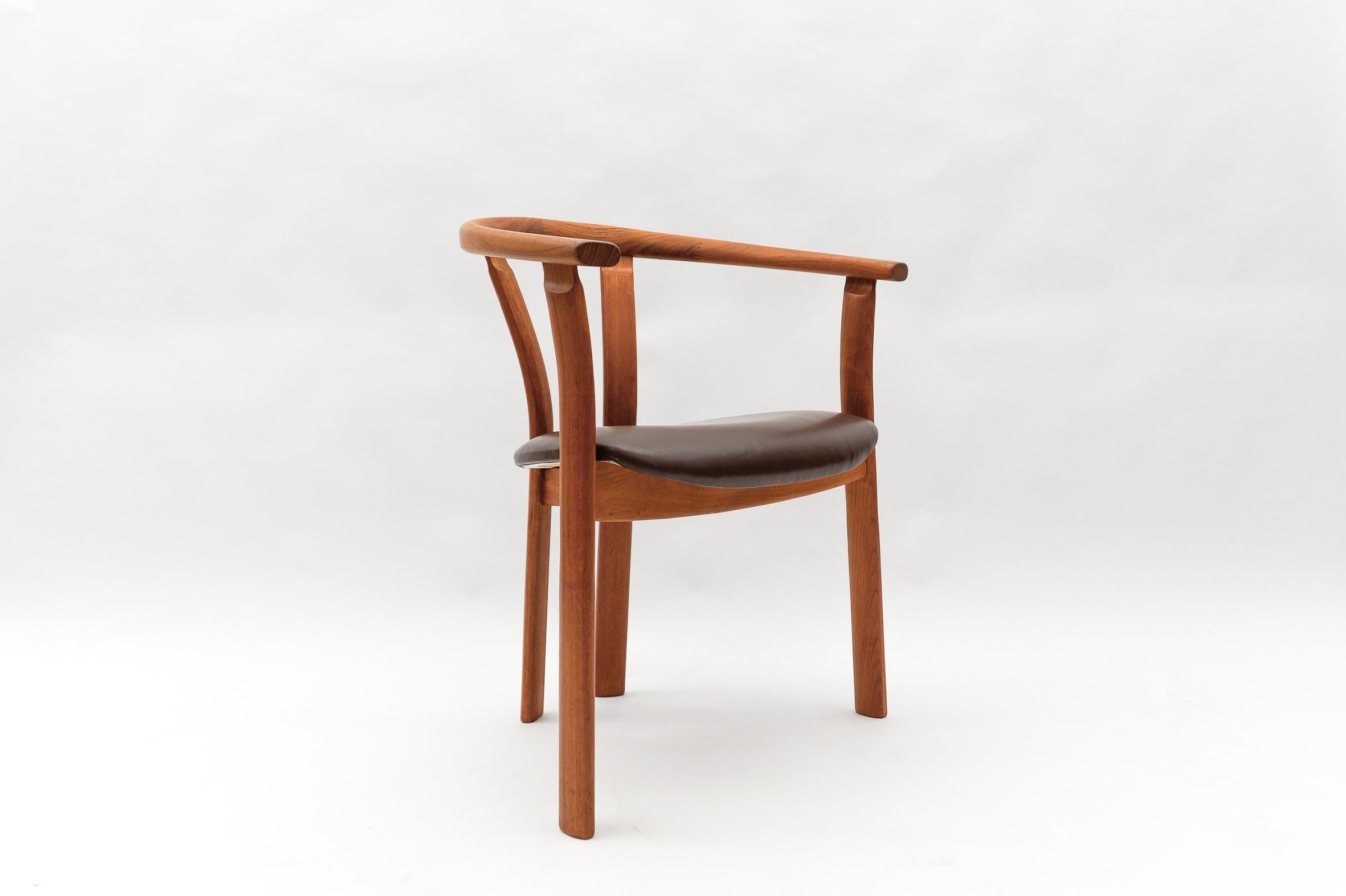 Danish Mid Century Modern Teak Armrest Desk Chair, 1960s In Good Condition For Sale In Nürnberg, Bayern