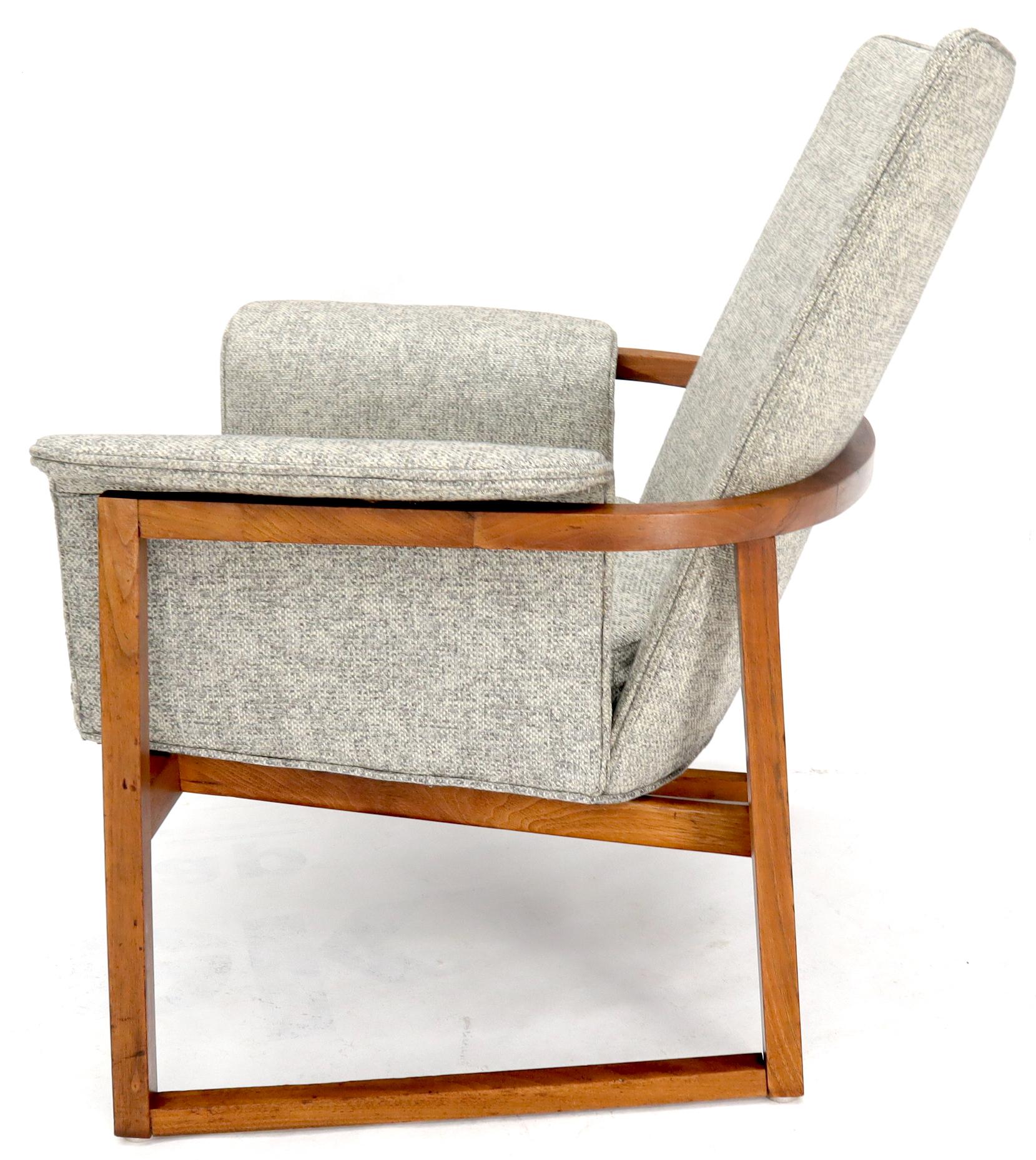 Danish Mid-Century Modern Teak Barrel Shape Frame Lounge Chair For Sale 5