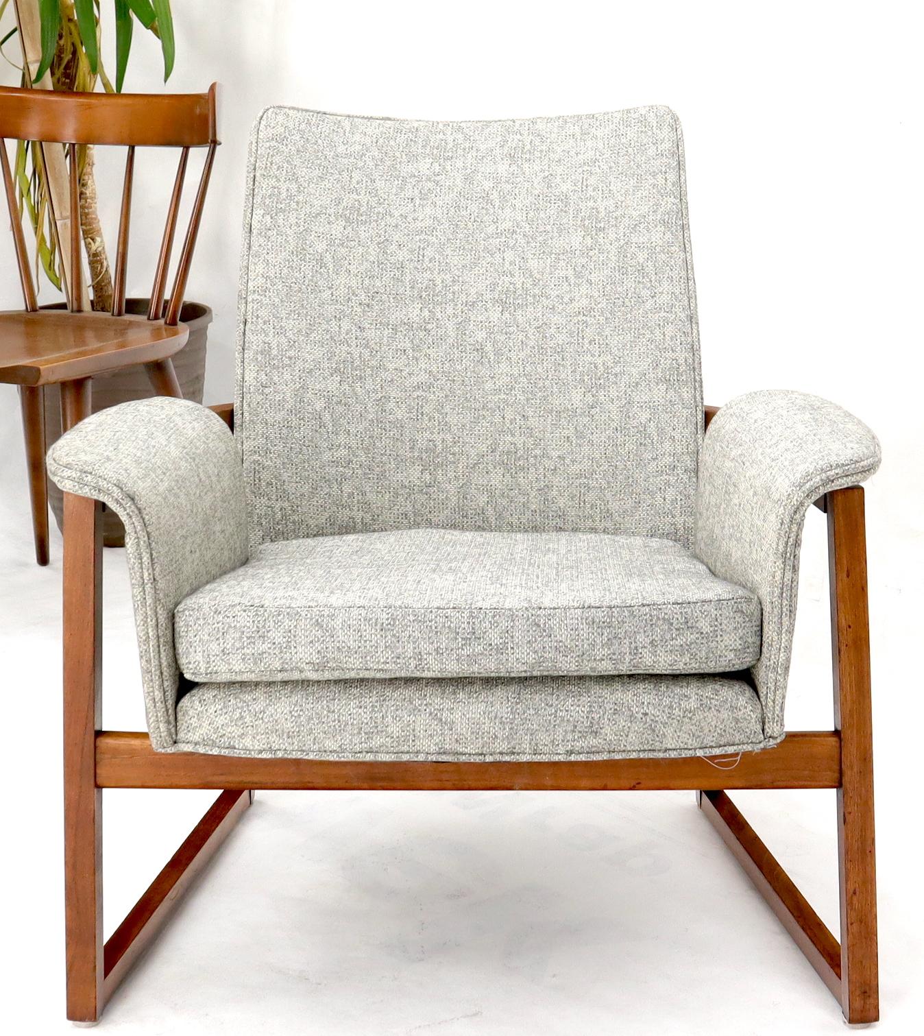 20th Century Danish Mid-Century Modern Teak Barrel Shape Frame Lounge Chair For Sale