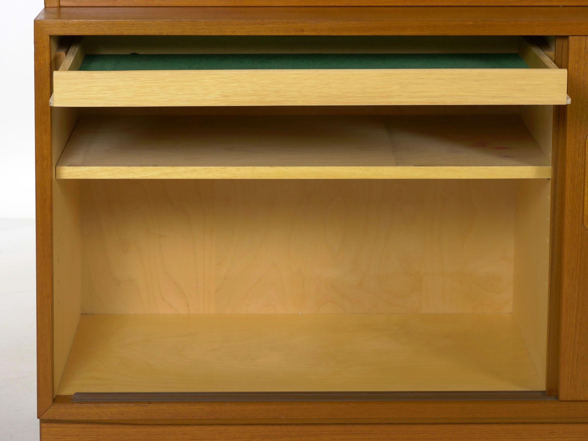 Danish Mid-Century Modern Teak Bookcase Bookshelf Cabinet by Poul Hundevad 12