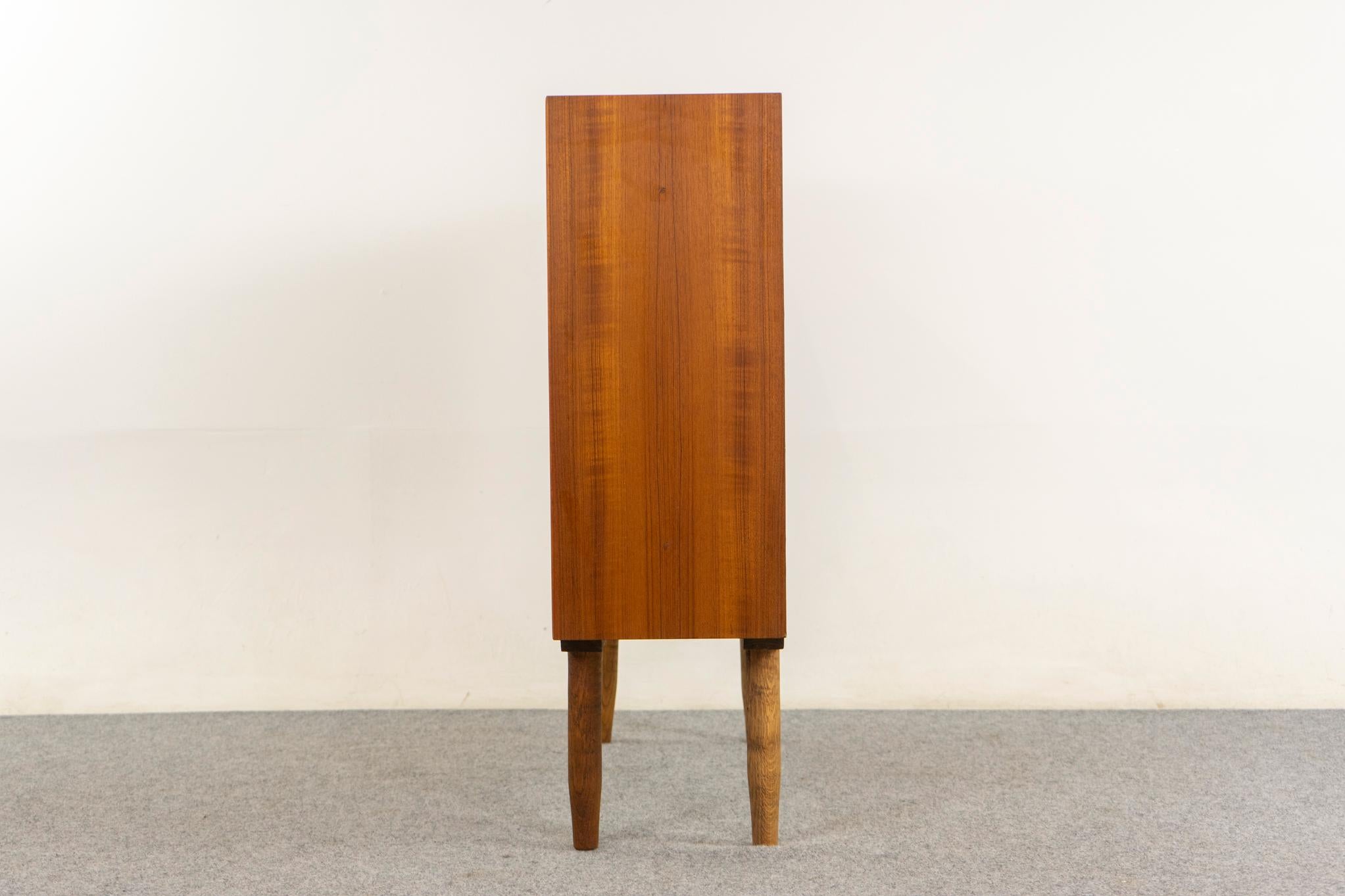 Danish Mid-Century Modern Teak Bookcase/Cabinet For Sale 3