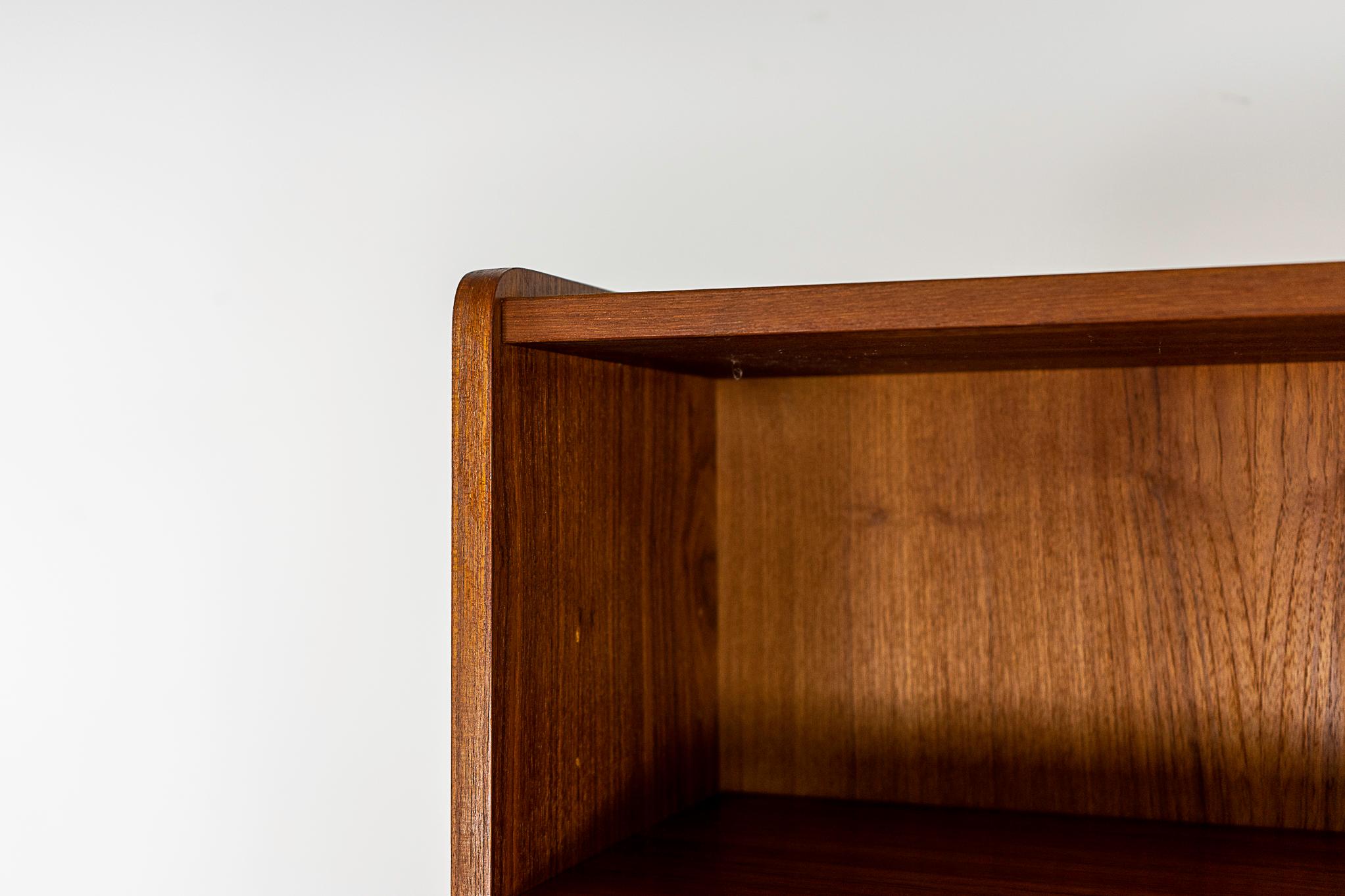 Danish MidCentury Modern Teak Bookcase For Sale at 1stDibs johannes
