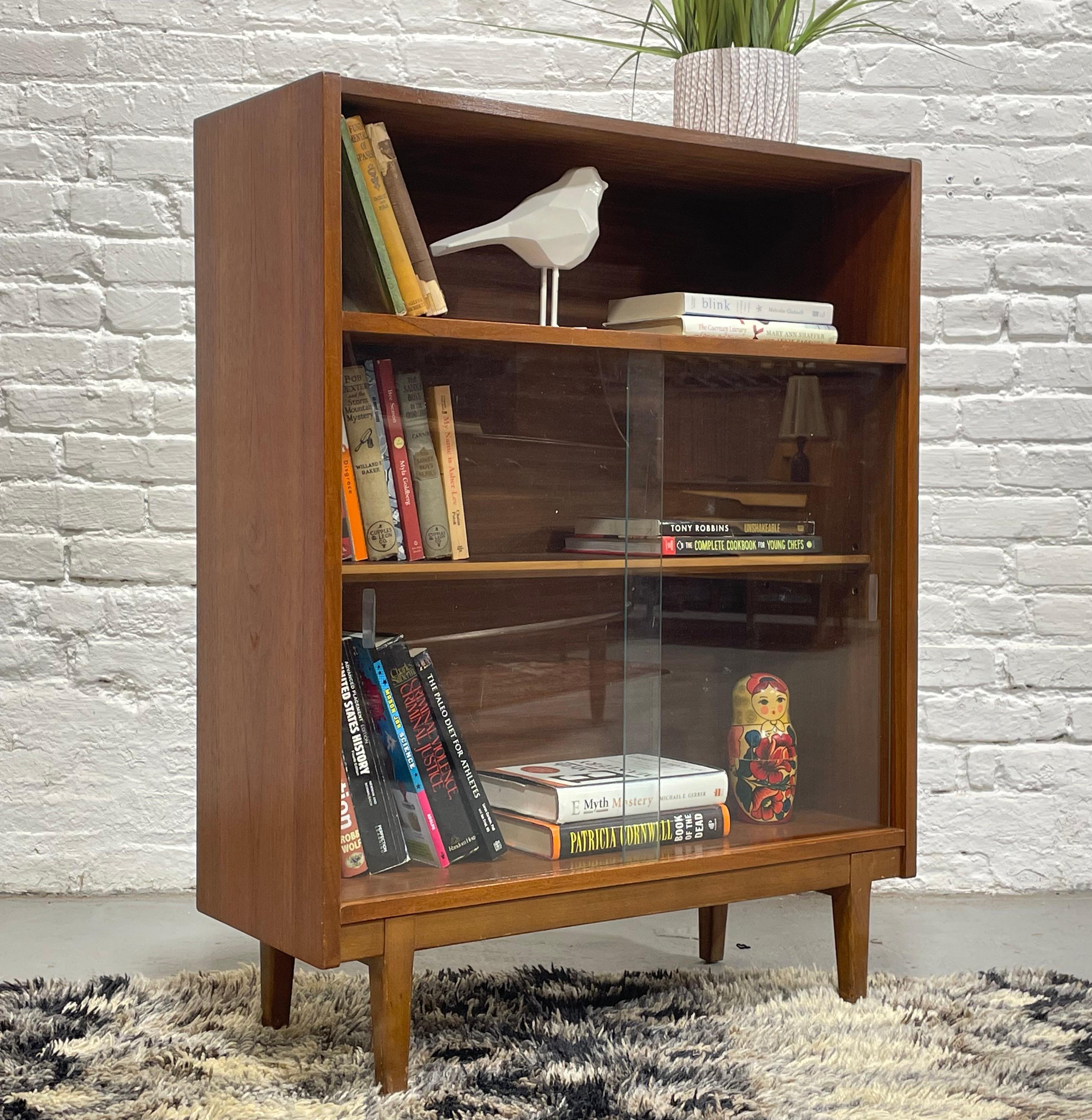DANISH Mid Century Modern TEAK BOOKCASE + Glass Doors, c. 1960’s In Good Condition In Weehawken, NJ
